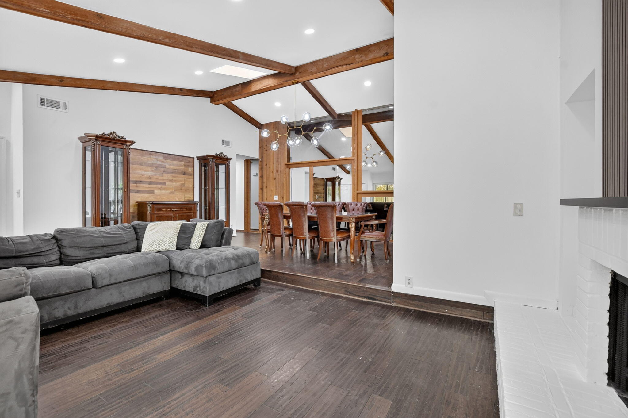 SIERRA DEL MAR - Residential Lease