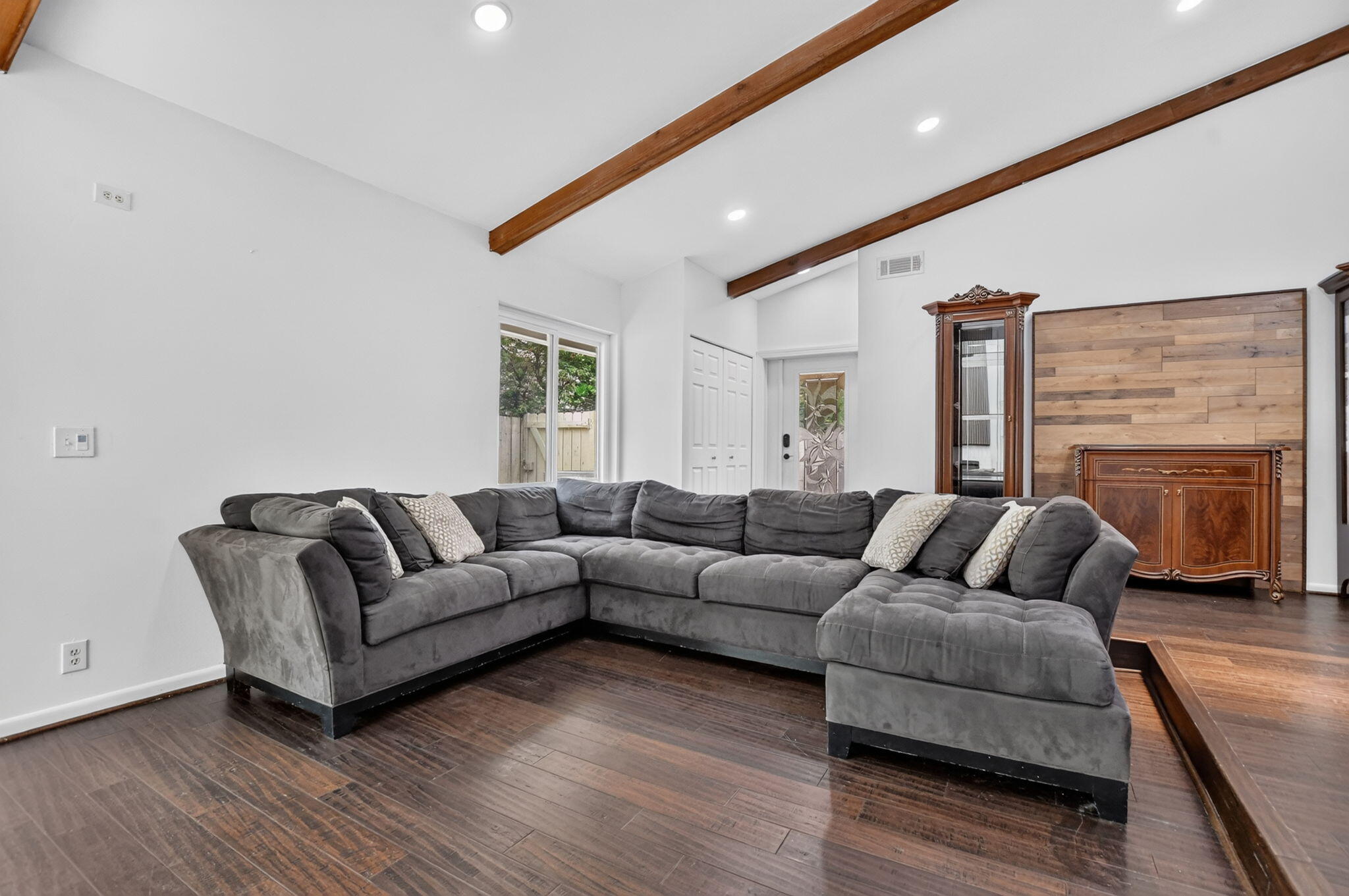 SIERRA DEL MAR - Residential Lease