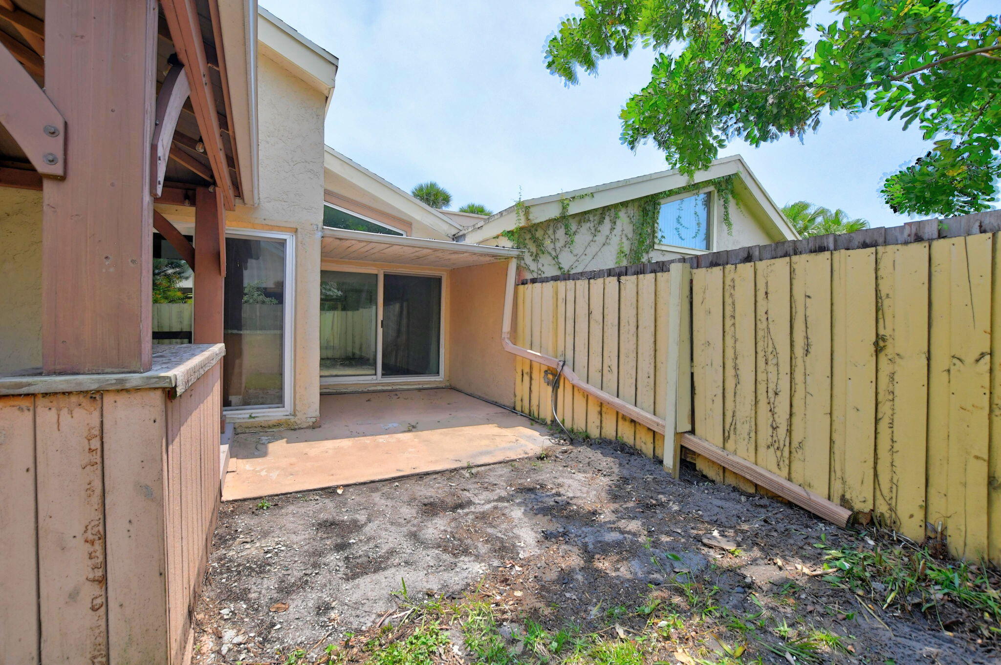 SIERRA DEL MAR - Residential Lease