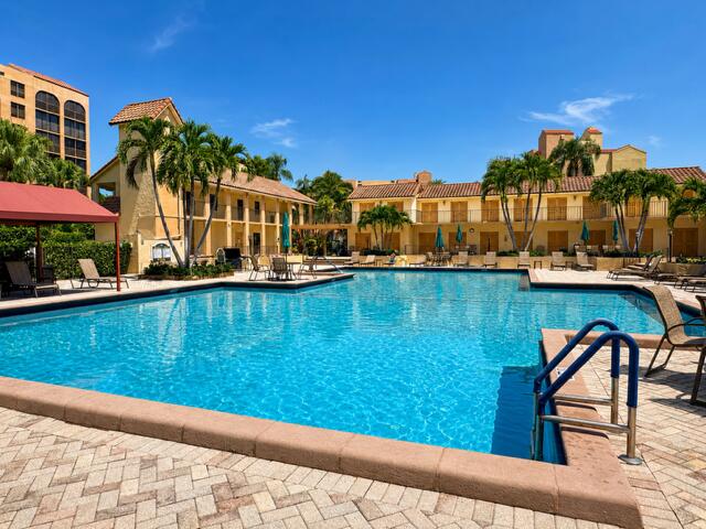 PROMENADE AT BOCA POINTE CONDOS 1,2 AND 3 IN OR413 - Residential