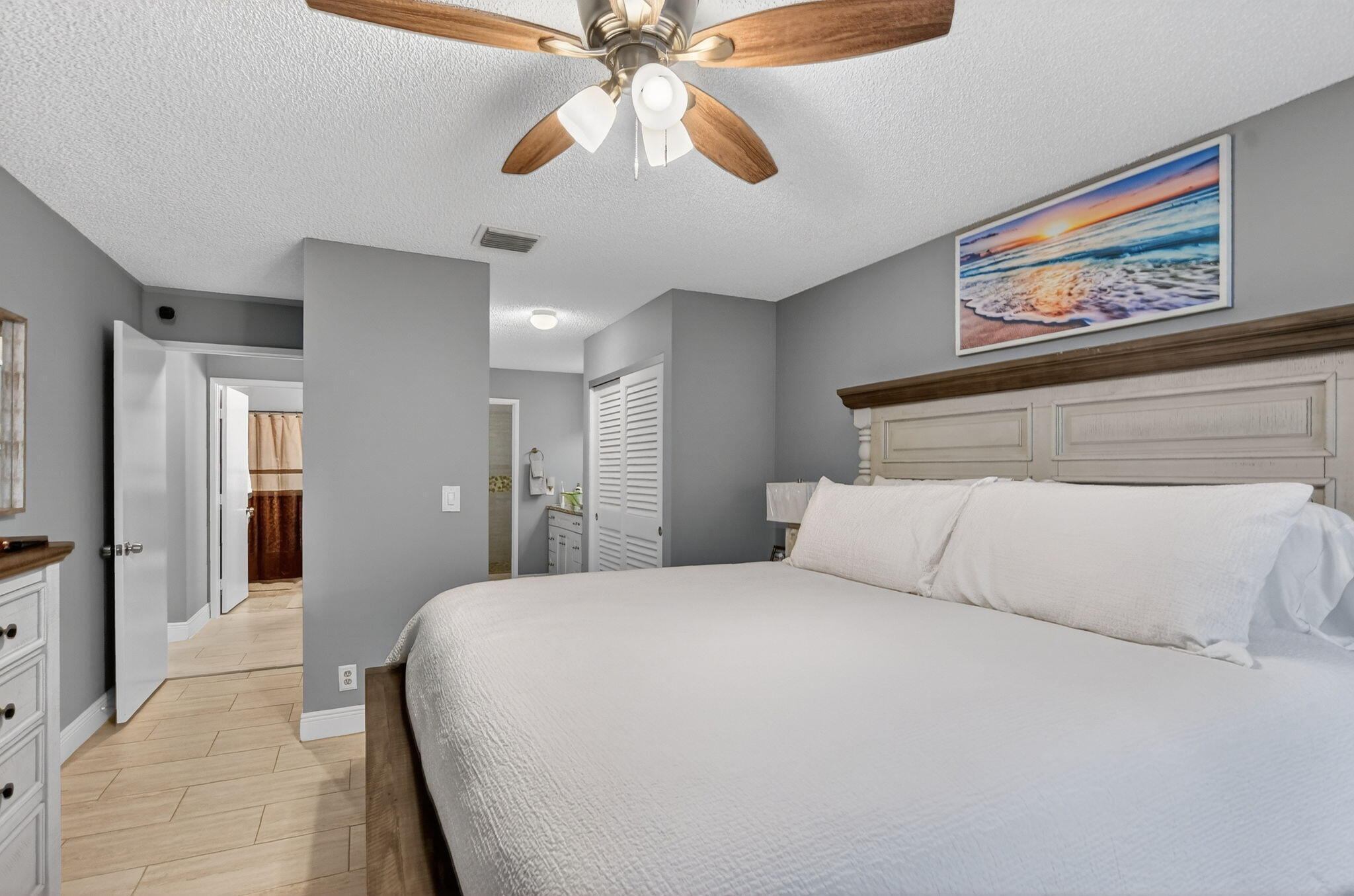 WHISPER WALK - Residential