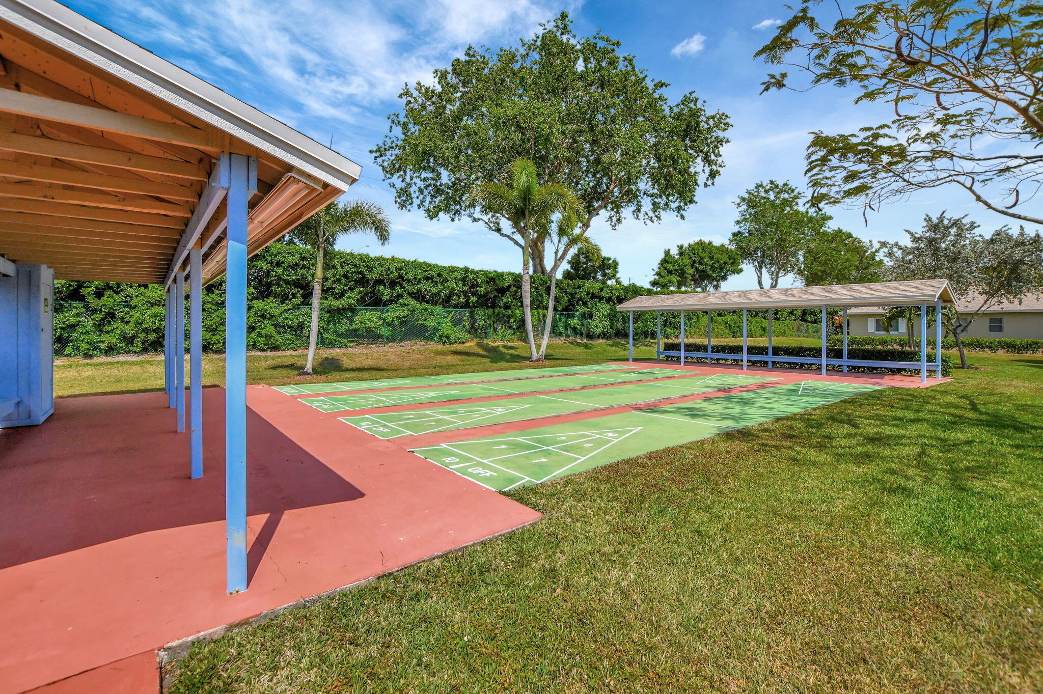 WHISPER WALK - Residential
