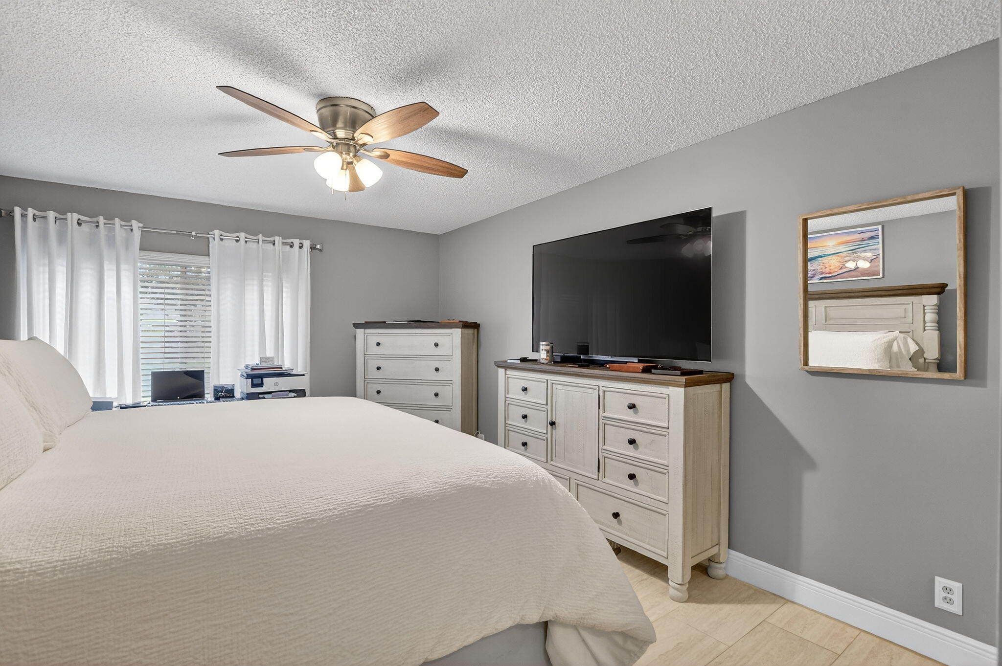 WHISPER WALK - Residential