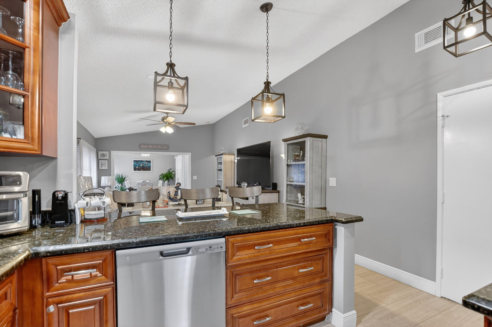 WHISPER WALK - Residential