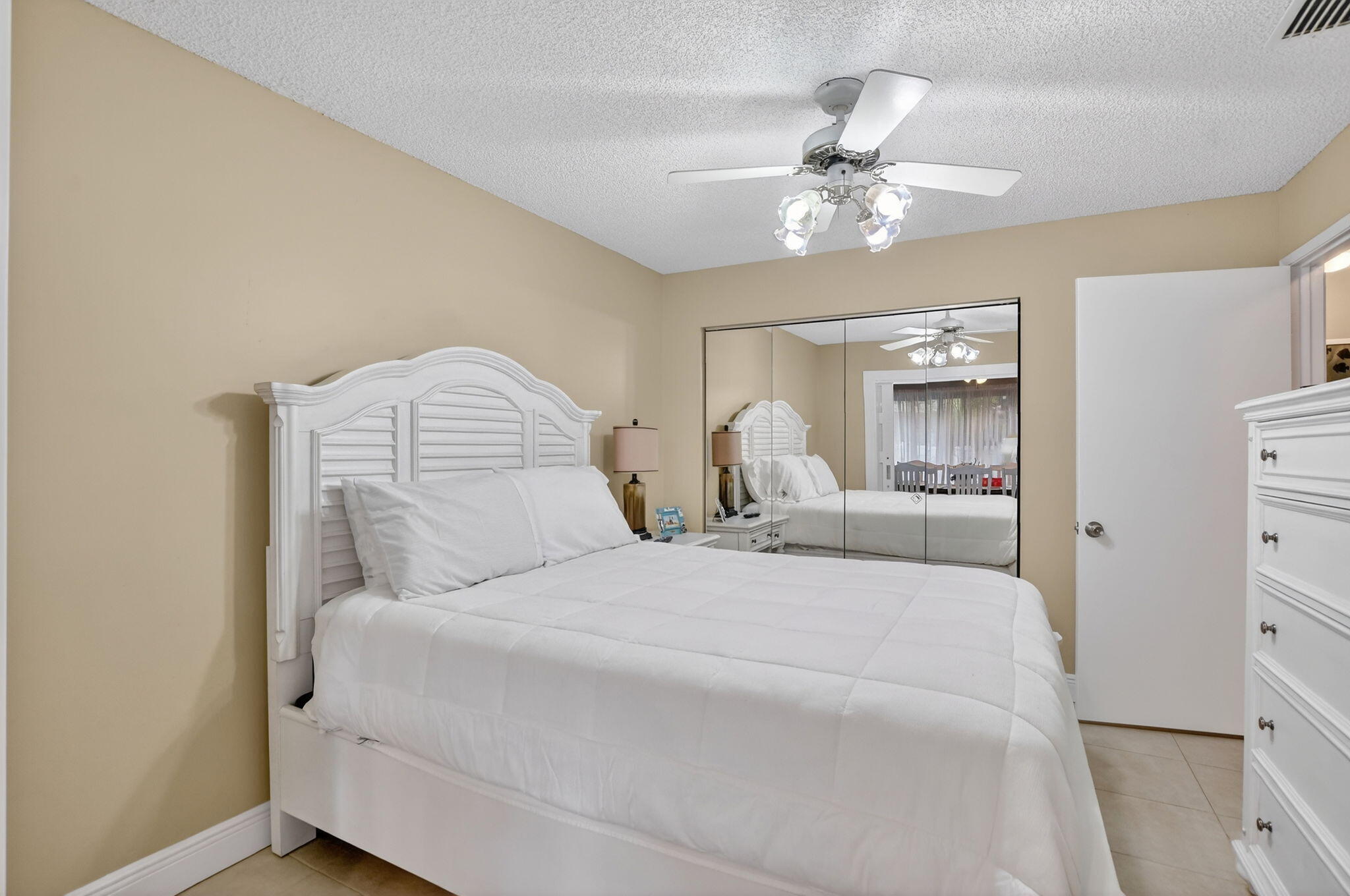 WHISPER WALK - Residential