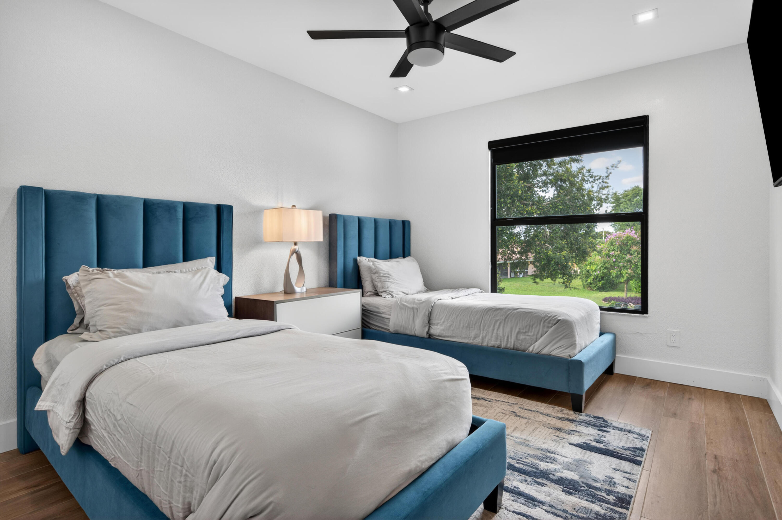GREENVIEW SHORES NO 2 OF WELLI - Residential
