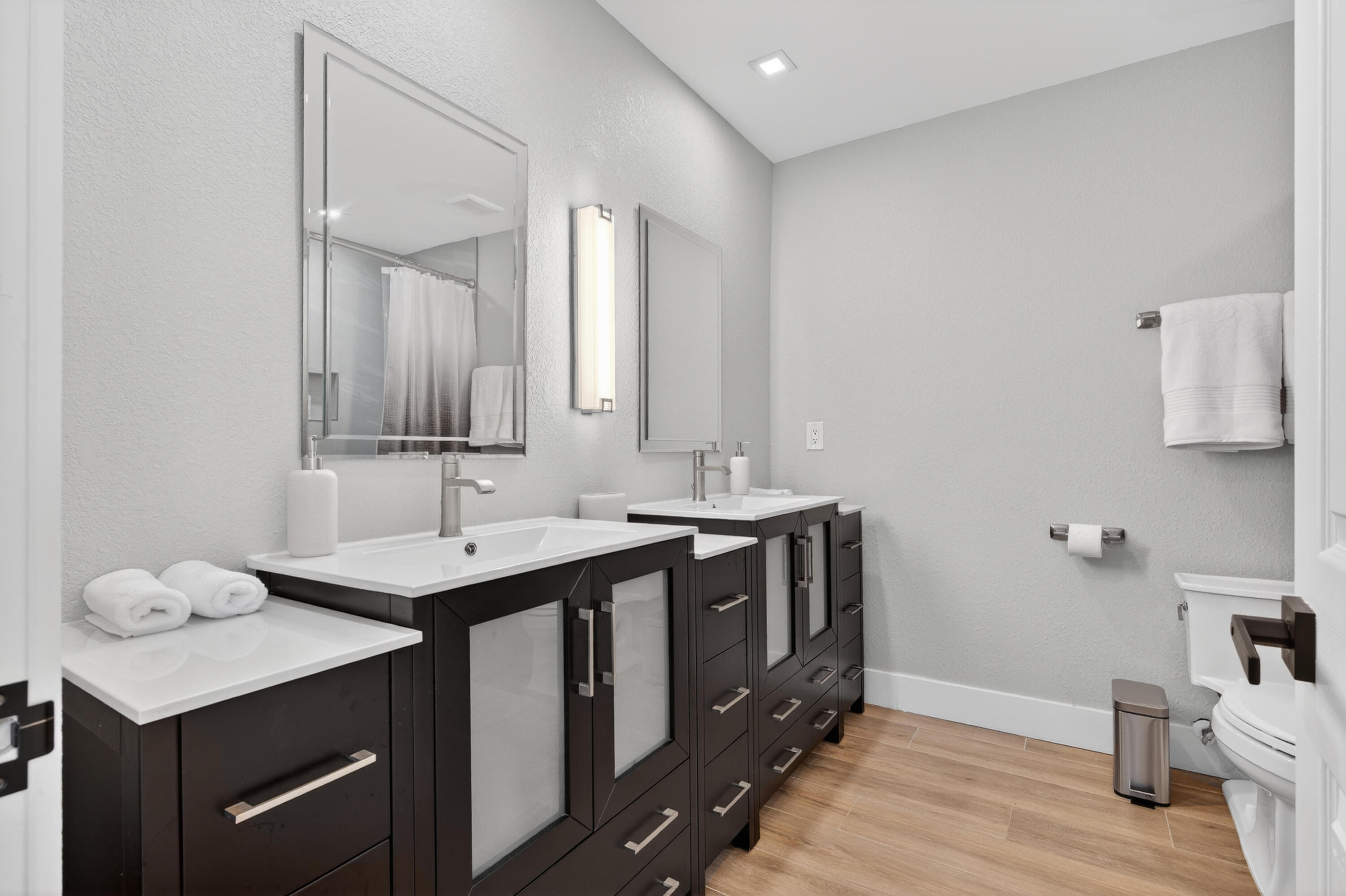 GREENVIEW SHORES NO 2 OF WELLI - Residential
