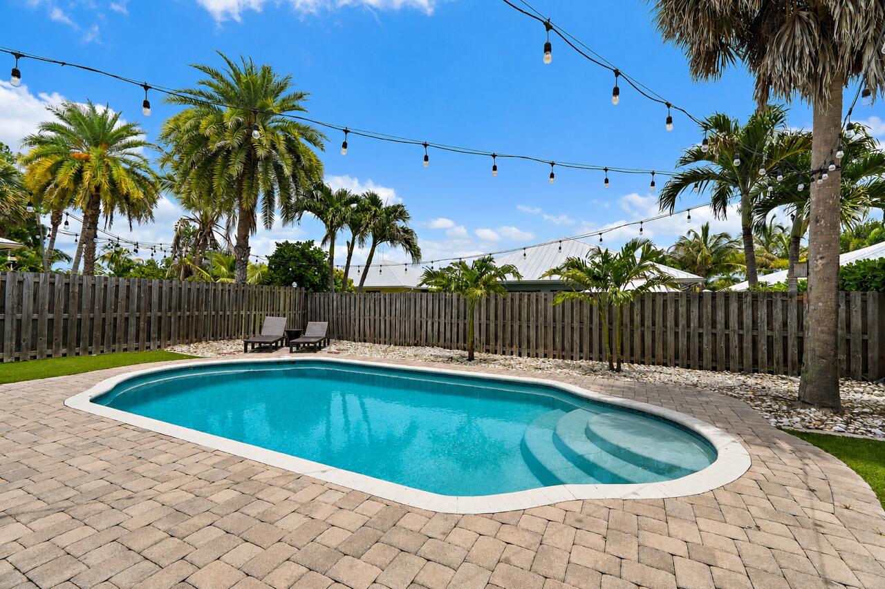 CINQUEZ PARK - Residential