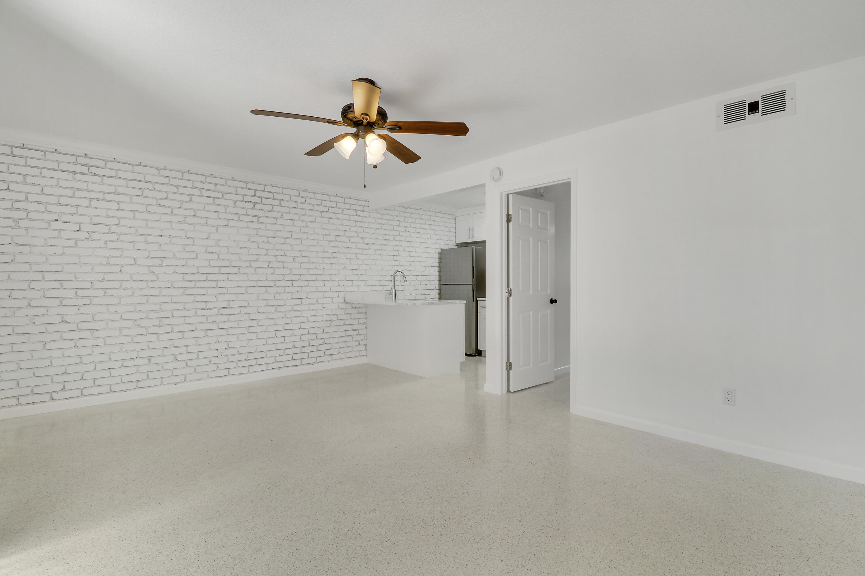 SEMINOLE HEIGHTS IN - Residential Lease
