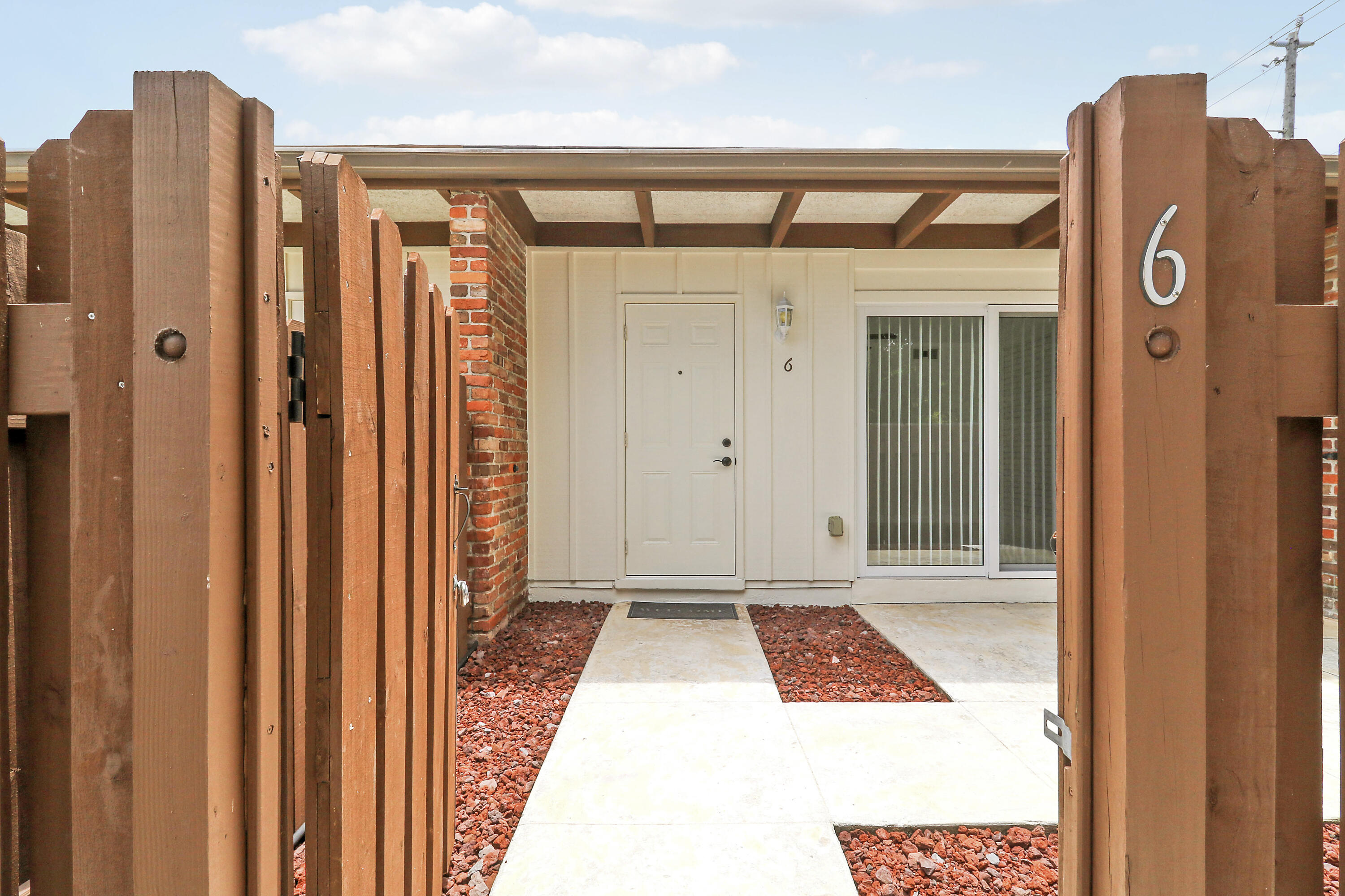 SEMINOLE HEIGHTS IN - Residential Lease