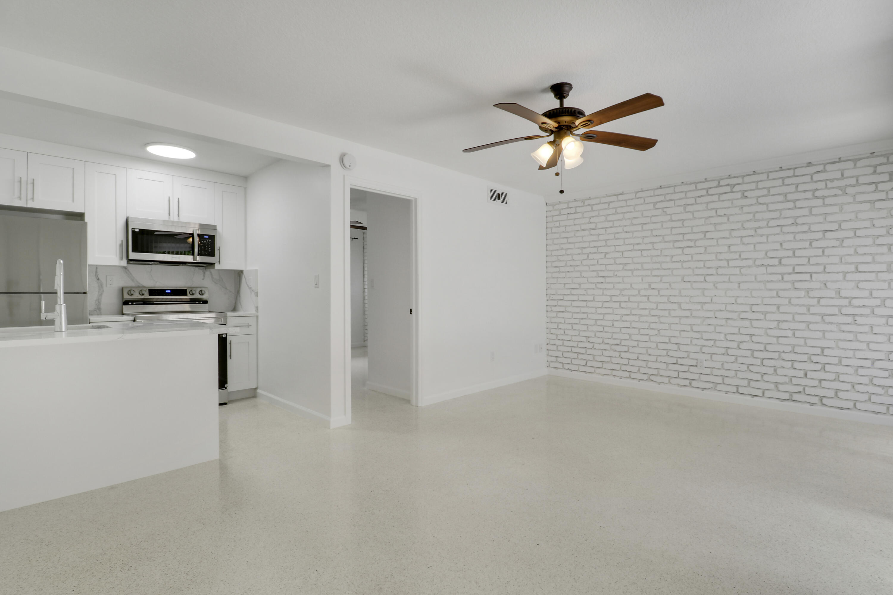 SEMINOLE HEIGHTS IN - Residential Lease