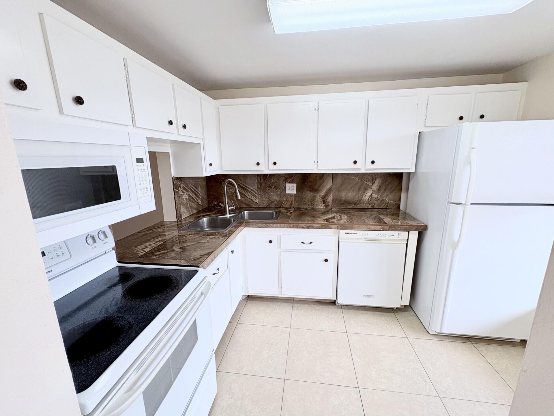 BERMUDA CLUB TWO CONDO - Residential Lease