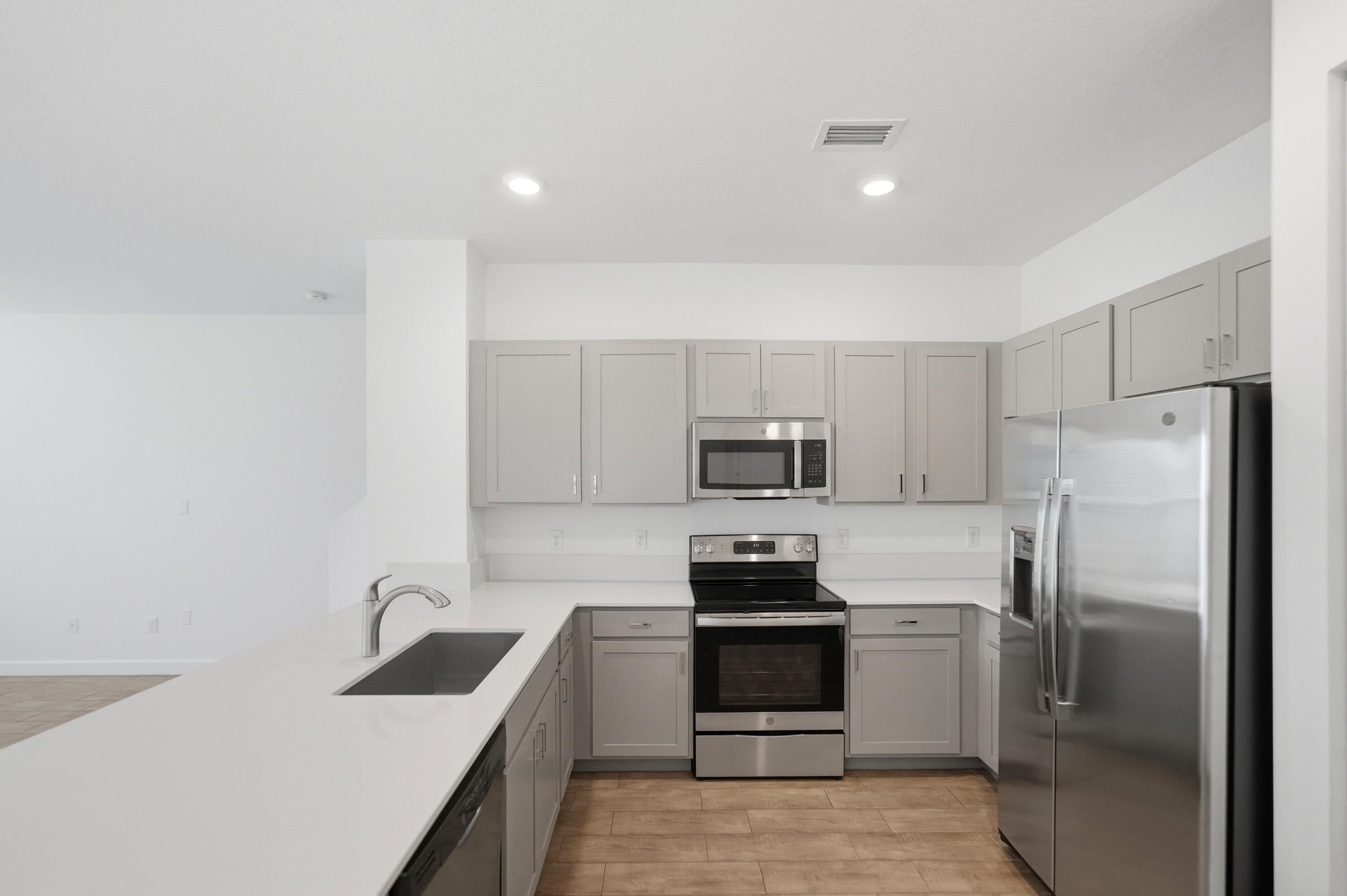 MEDITERRANEA - Residential