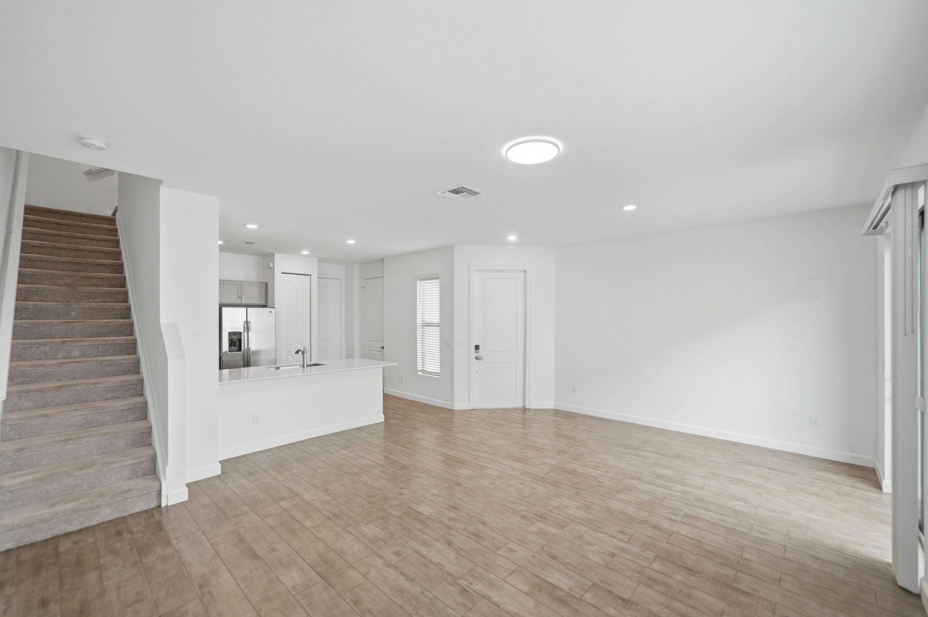 MEDITERRANEA - Residential