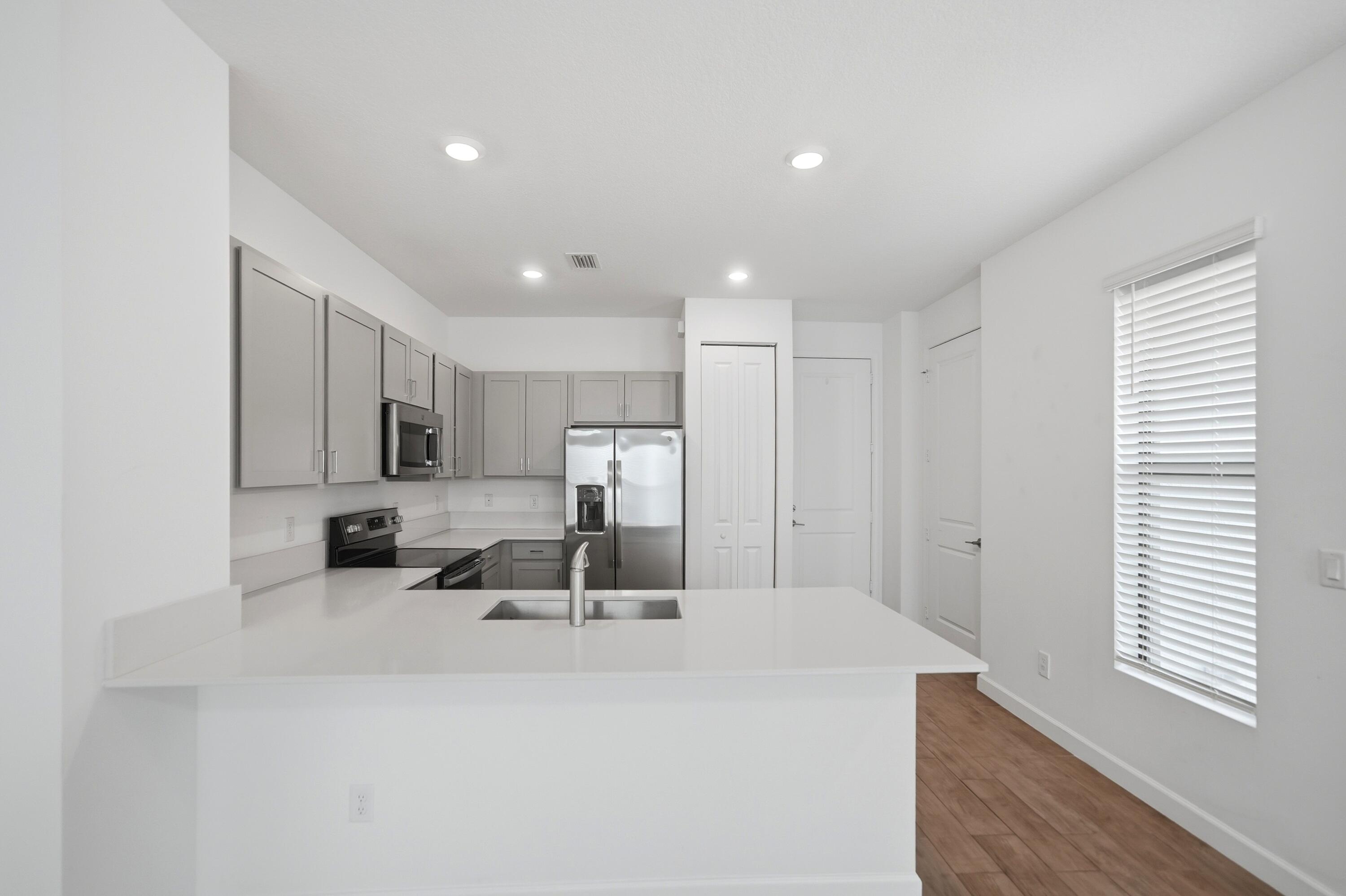 MEDITERRANEA - Residential