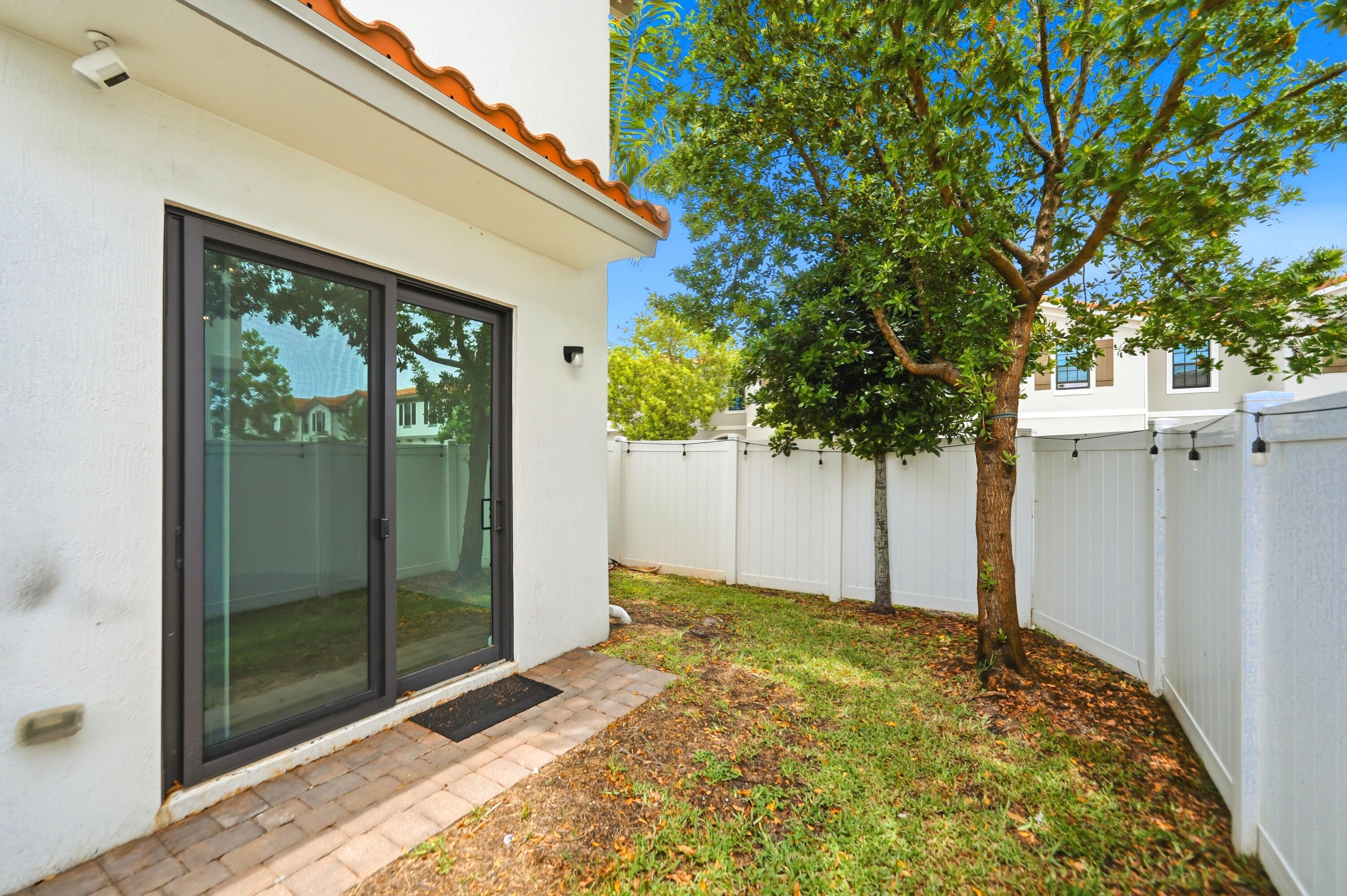 MEDITERRANEA - Residential