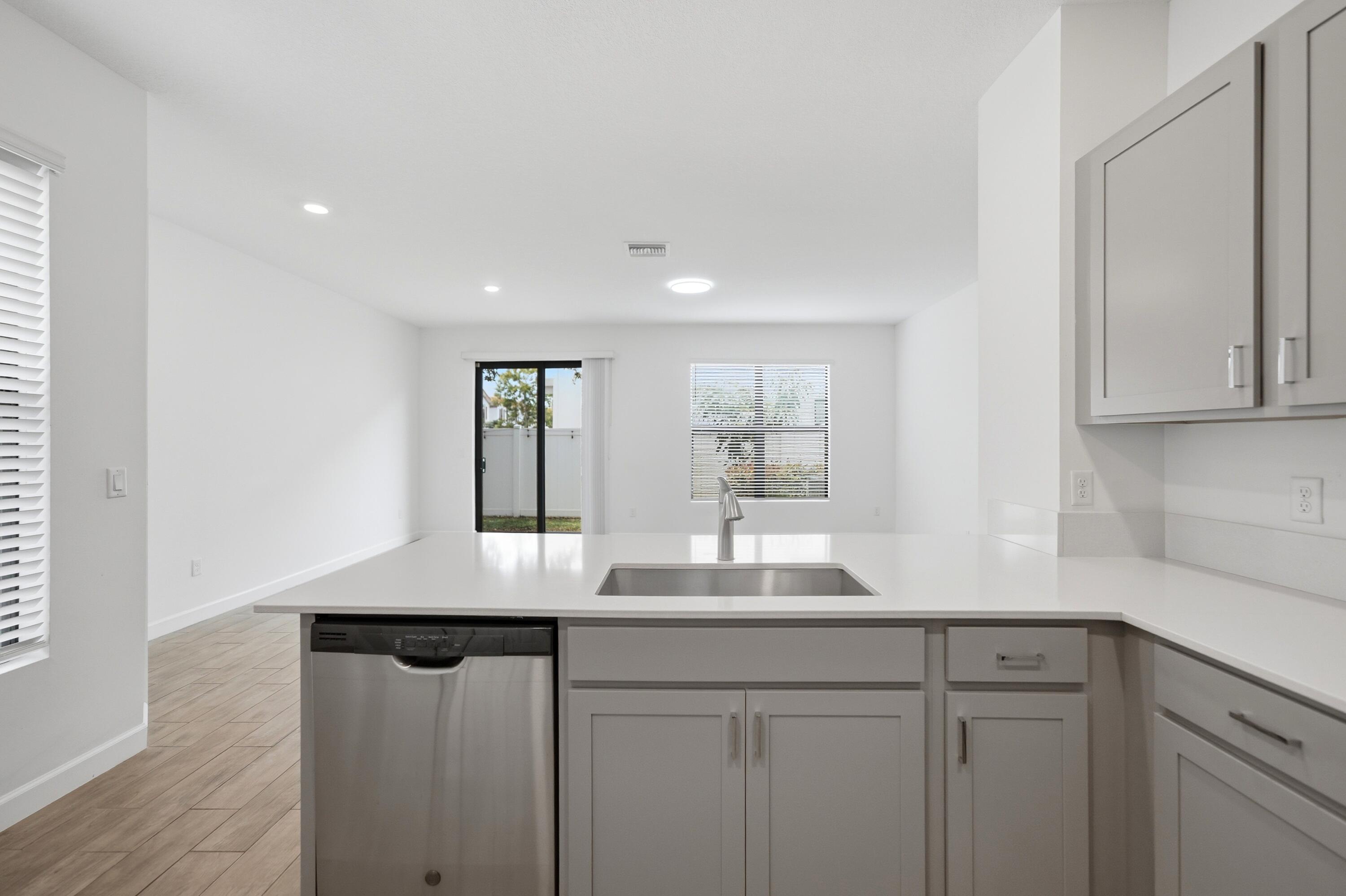 MEDITERRANEA - Residential
