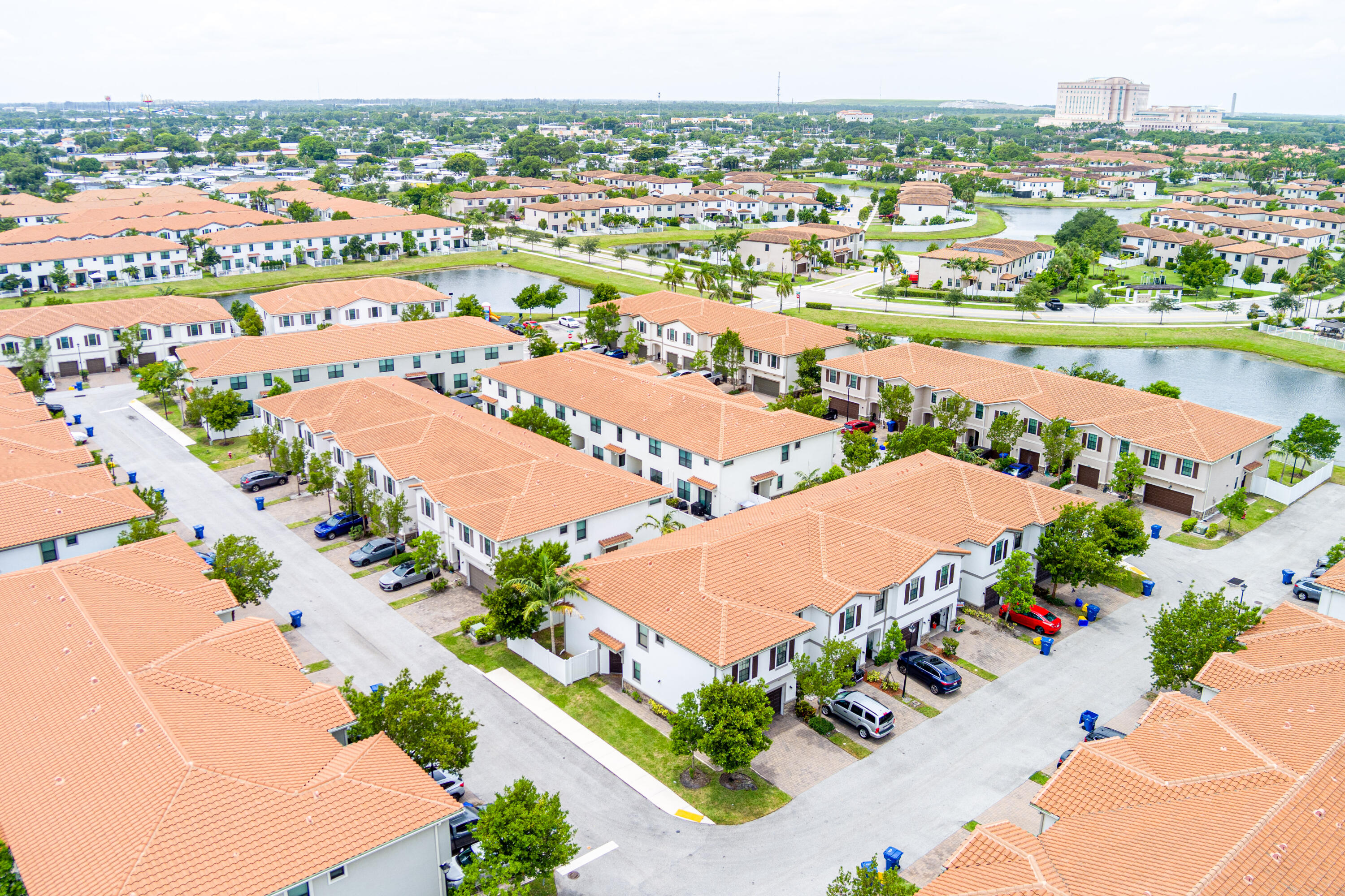 MEDITERRANEA - Residential