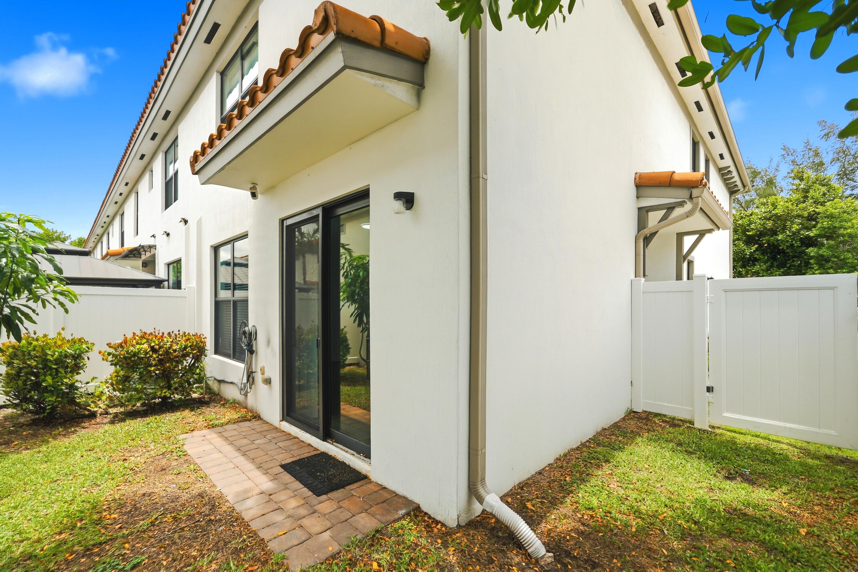 MEDITERRANEA - Residential