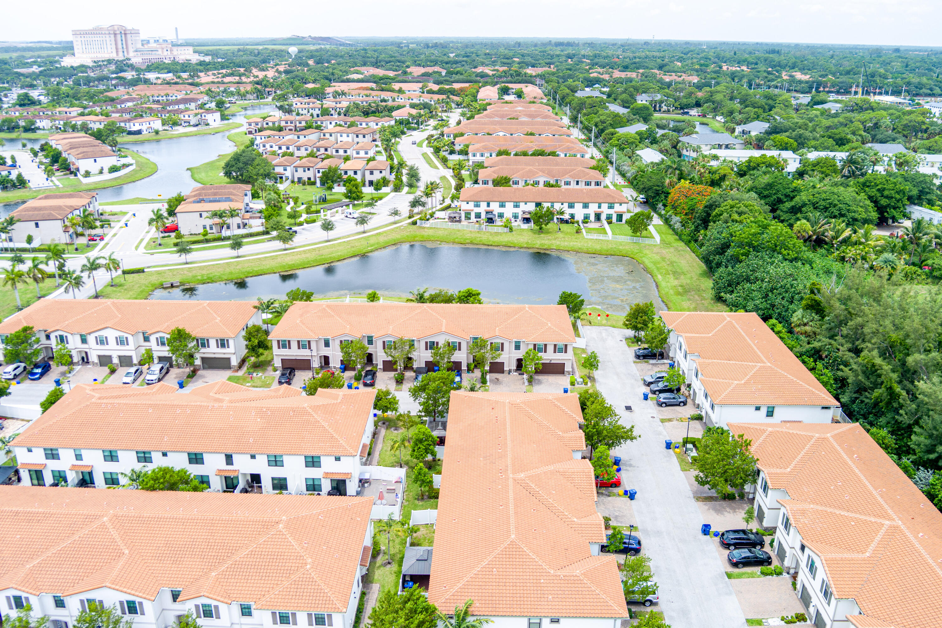 MEDITERRANEA - Residential