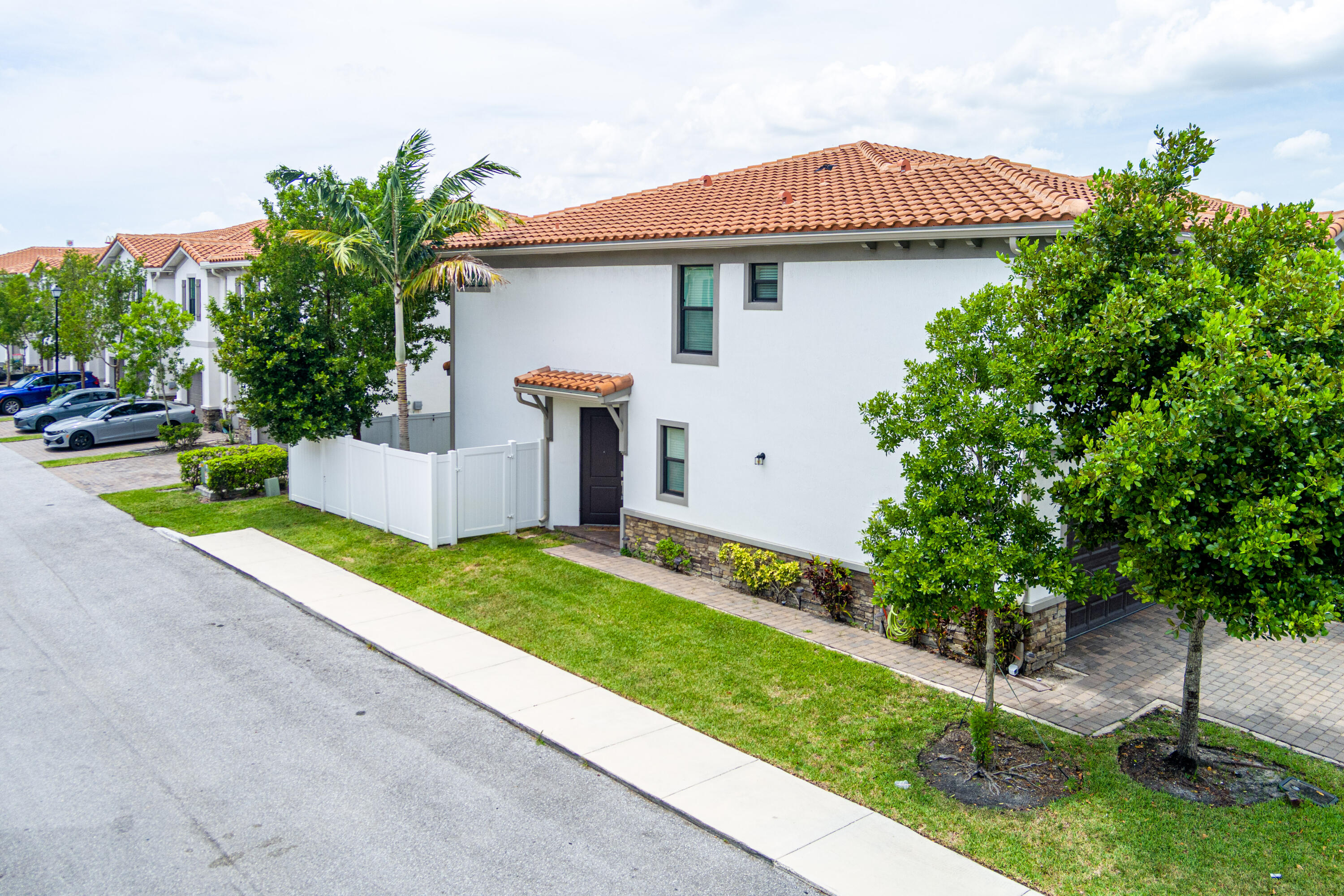 MEDITERRANEA - Residential