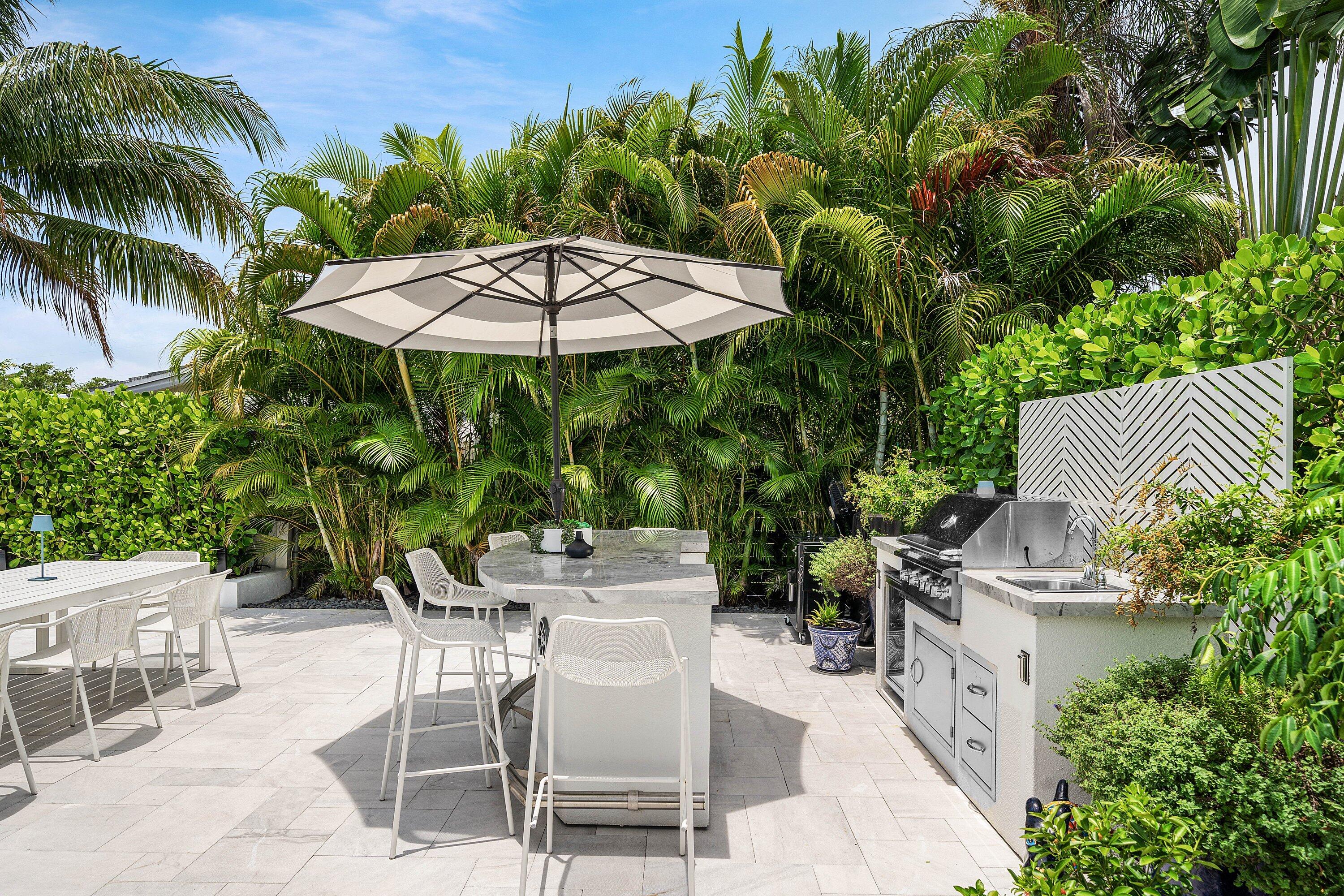 CORAL TERRACE - Residential