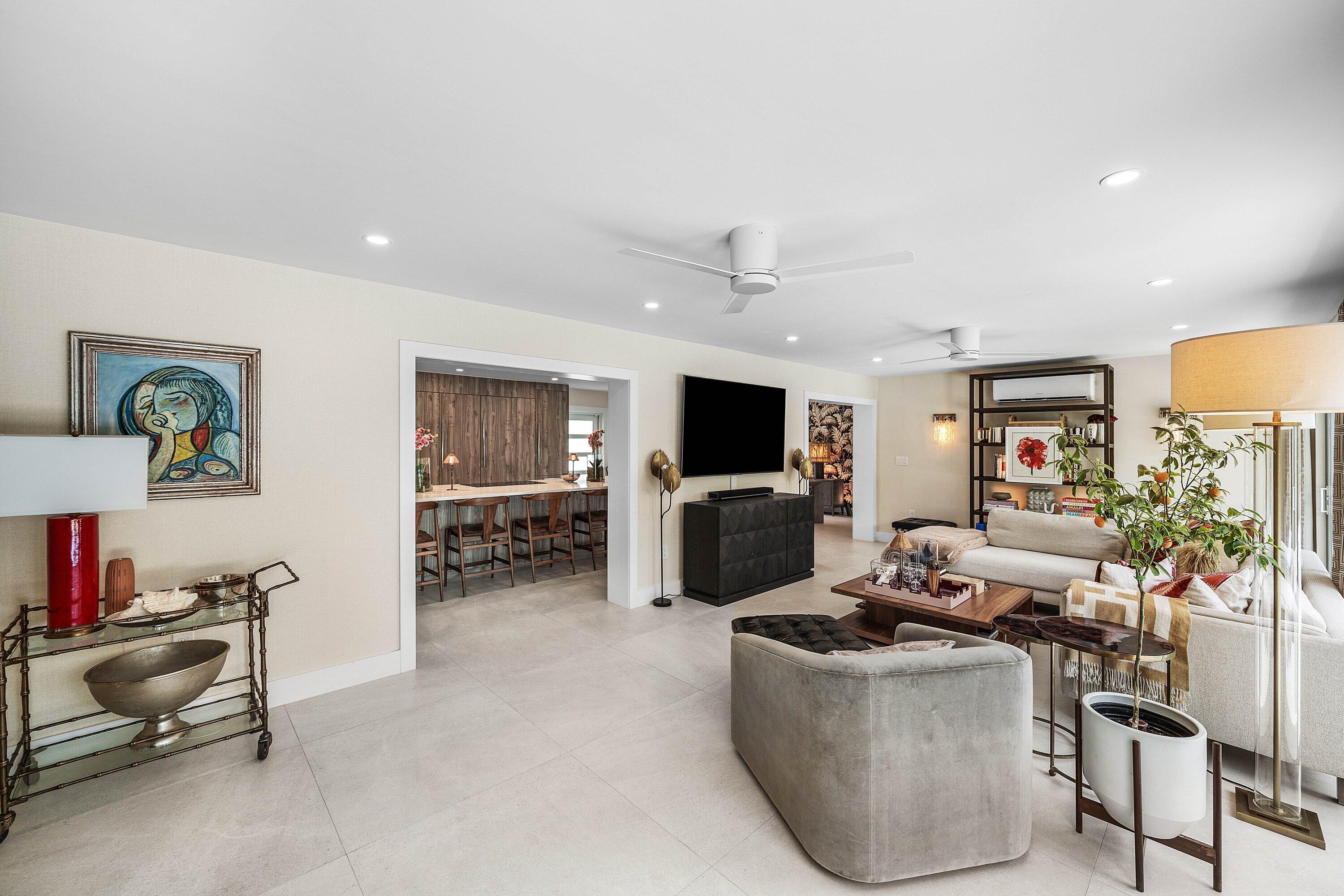 CORAL TERRACE - Residential