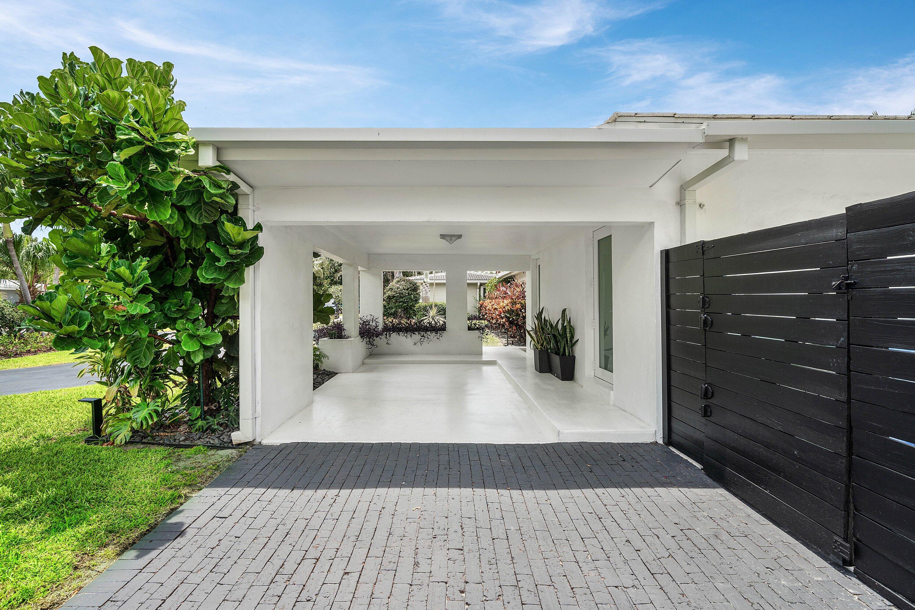 CORAL TERRACE - Residential