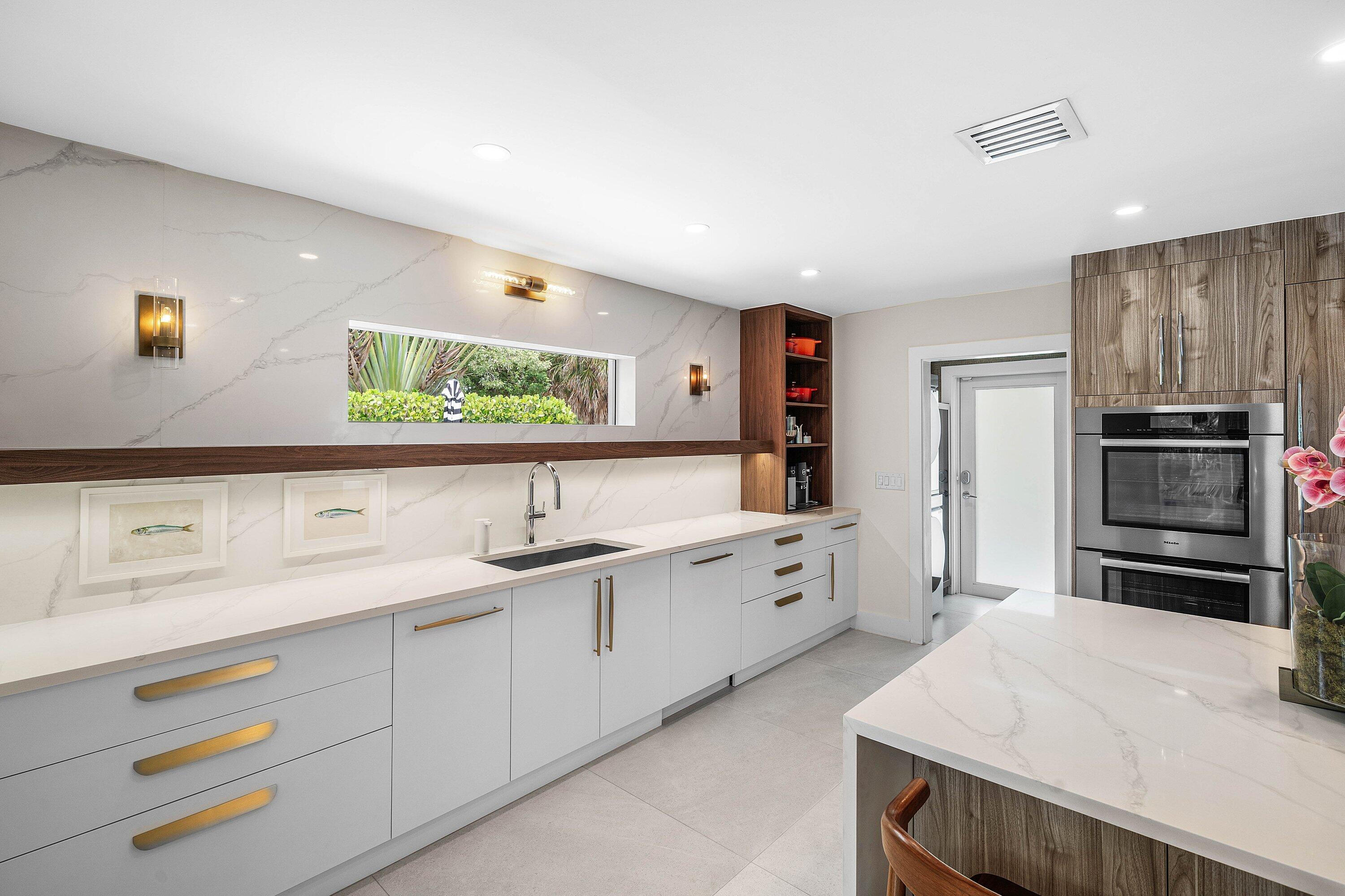 CORAL TERRACE - Residential