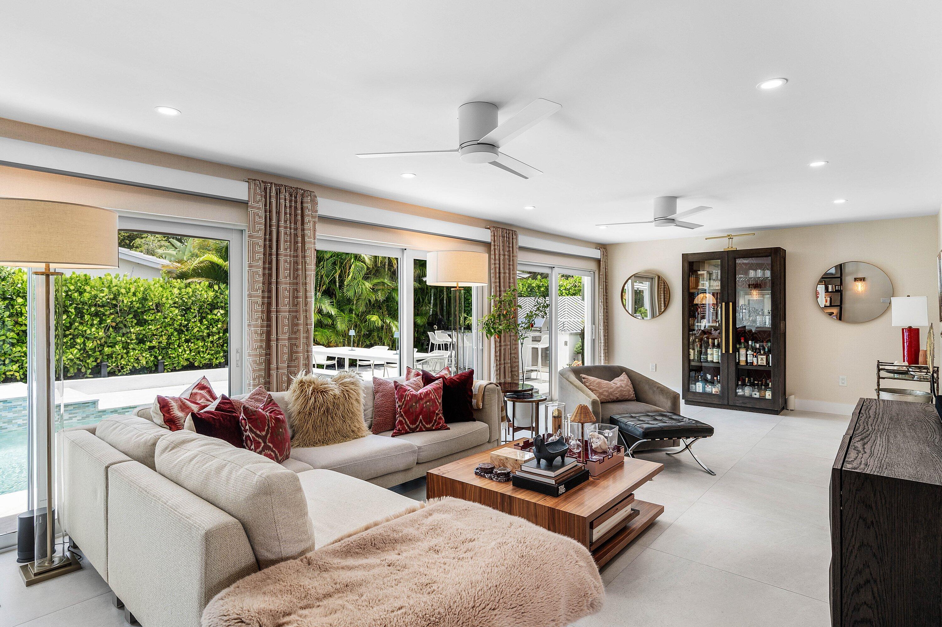 CORAL TERRACE - Residential