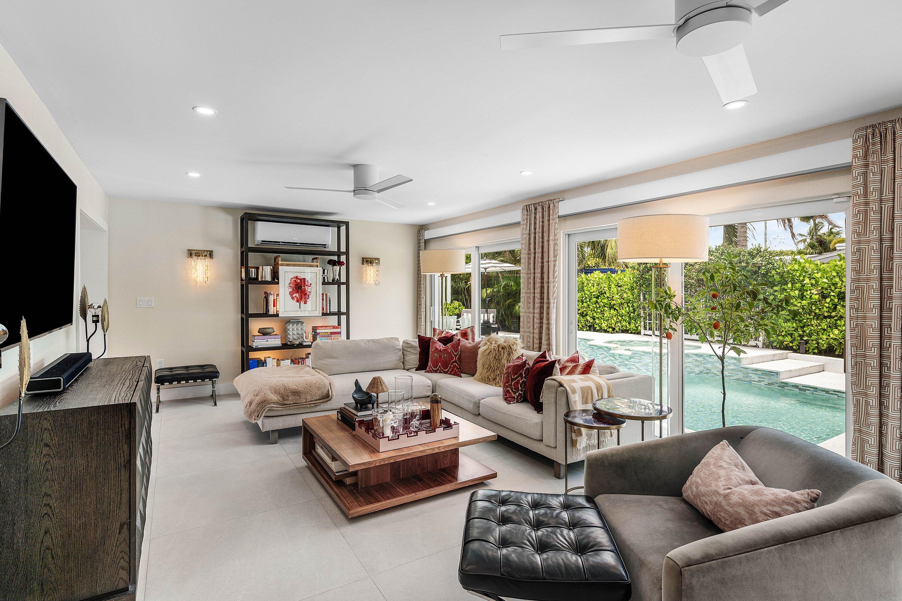 CORAL TERRACE - Residential