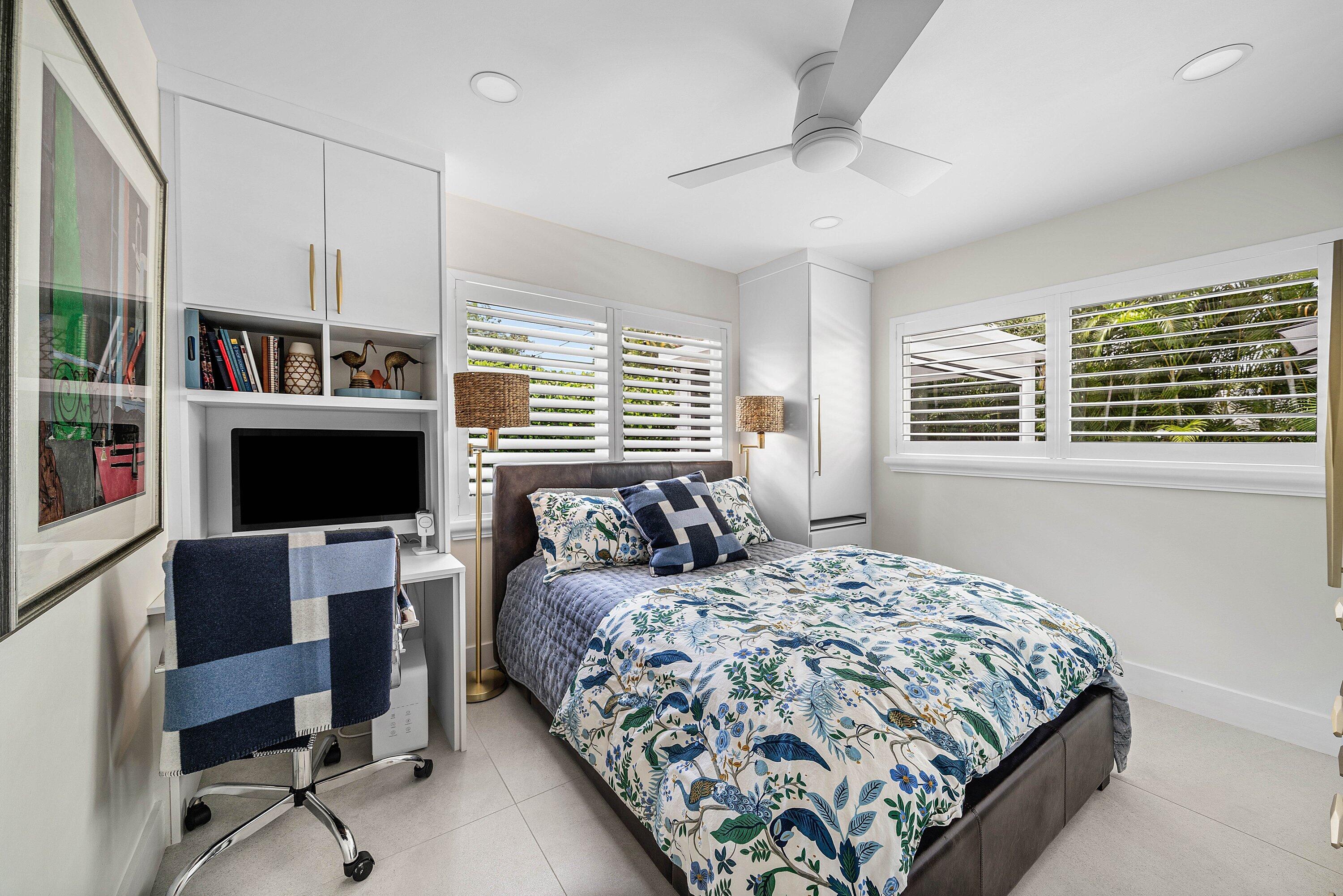 CORAL TERRACE - Residential