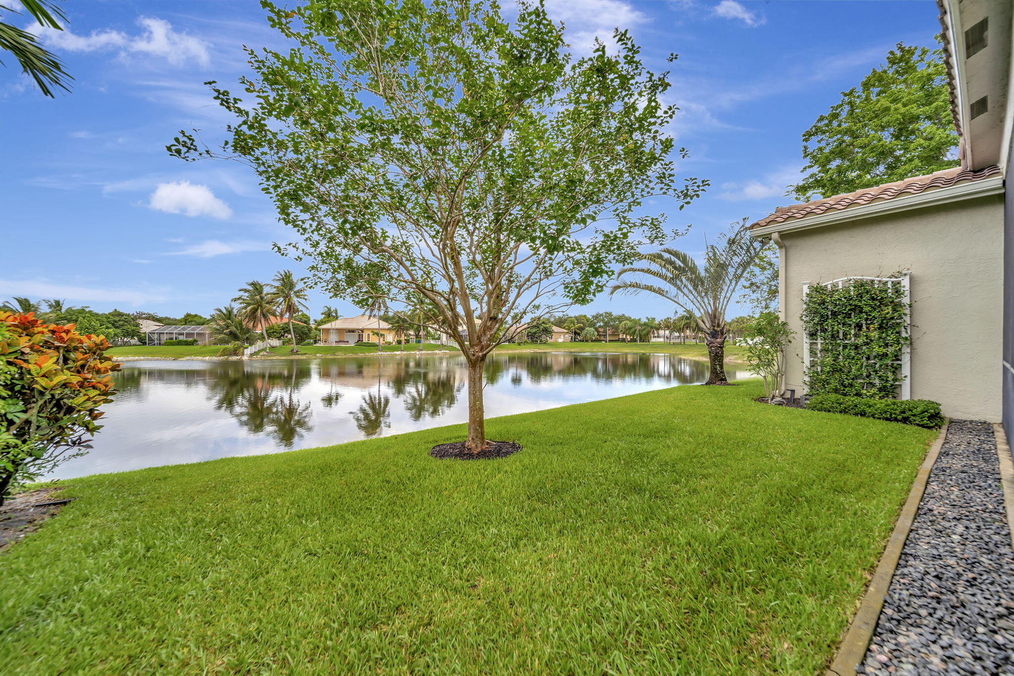 CORAL CREEK - Residential