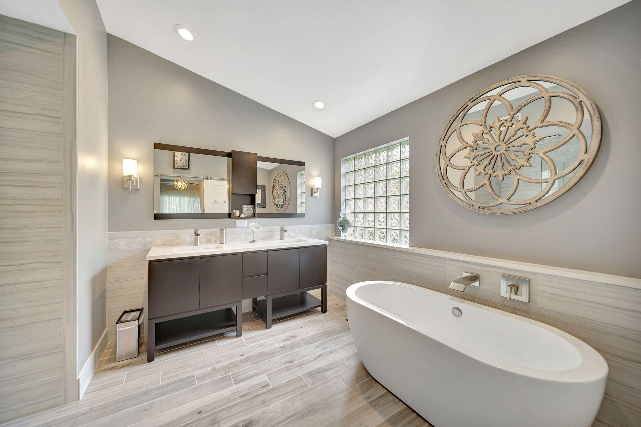CORAL CREEK - Residential