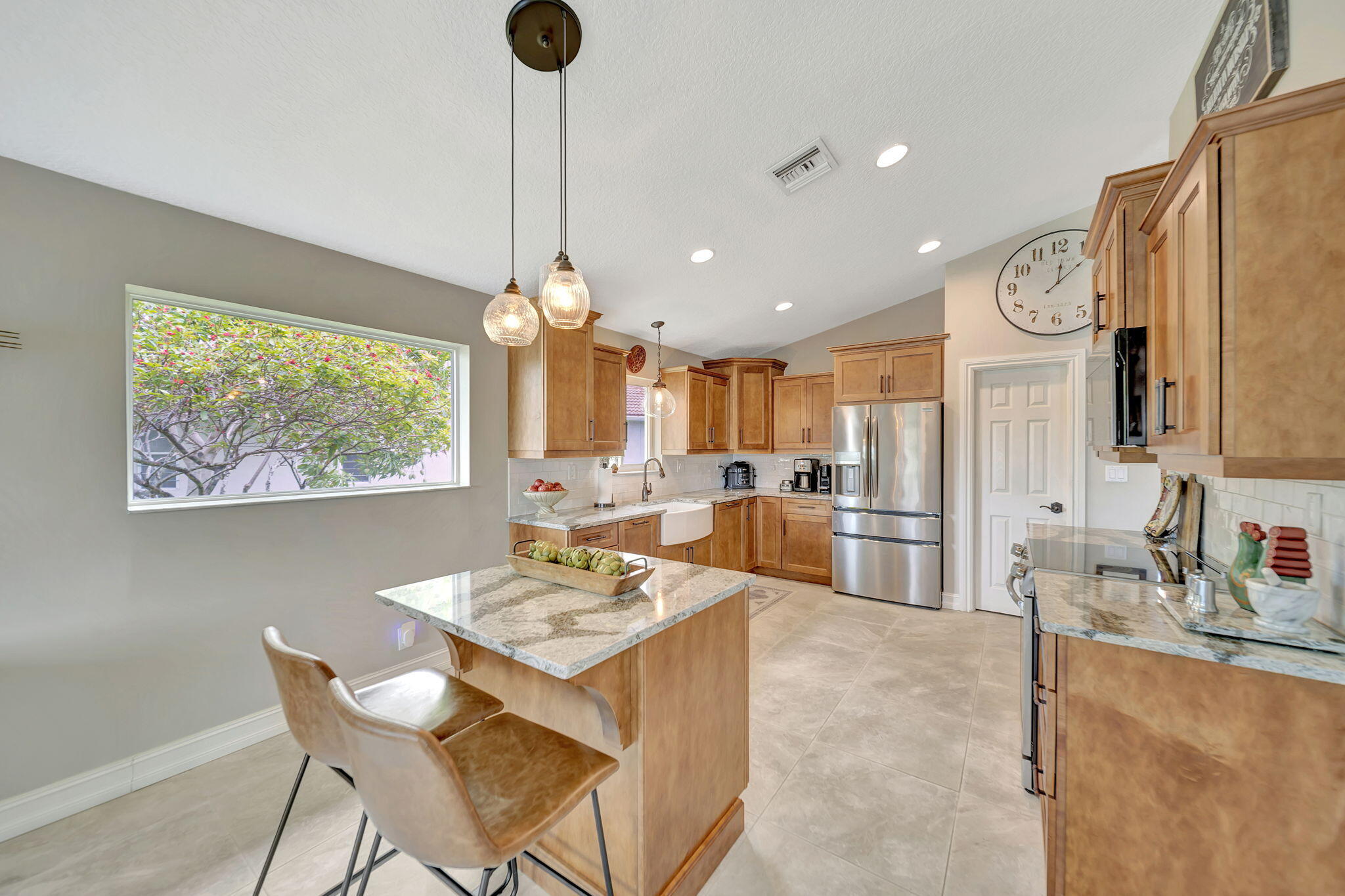 CORAL CREEK - Residential