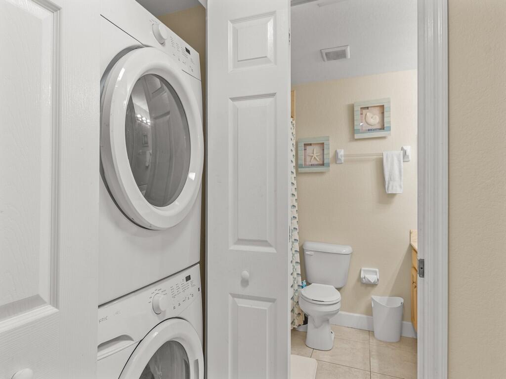 GATOR TRACE CONDOMINIUM 1 - Residential Lease