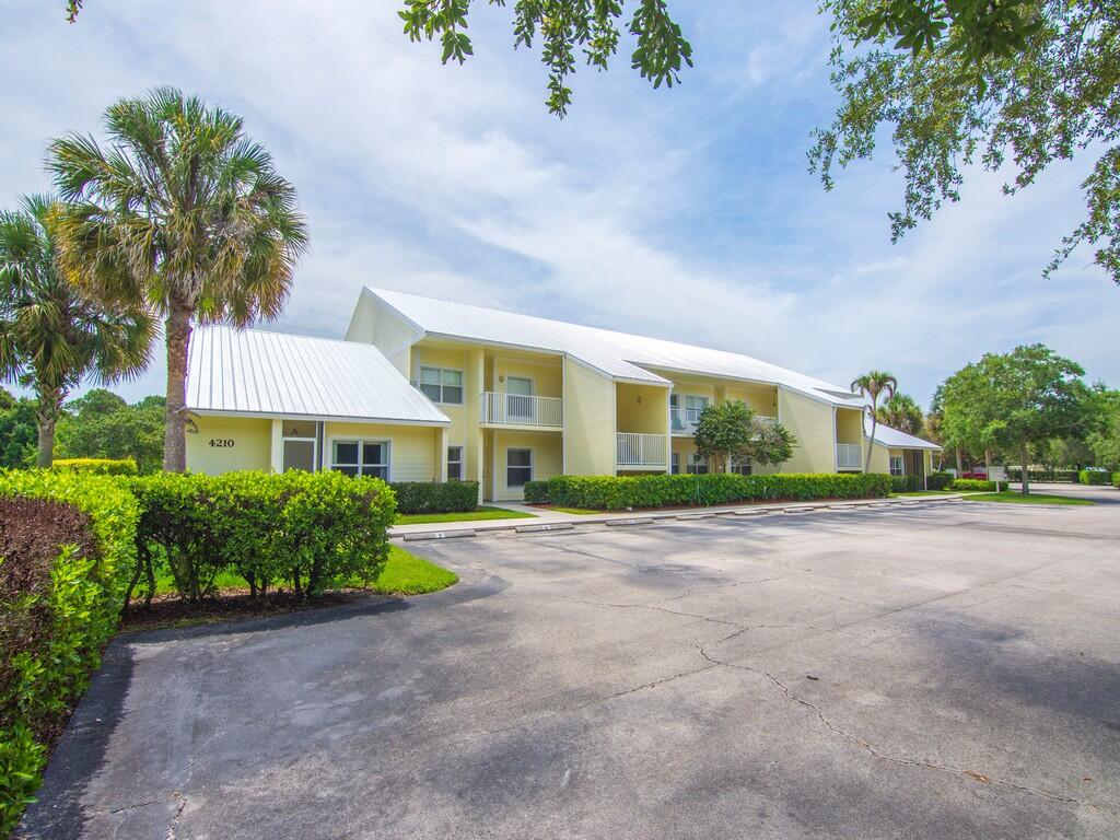 GATOR TRACE CONDOMINIUM 1 - Residential Lease