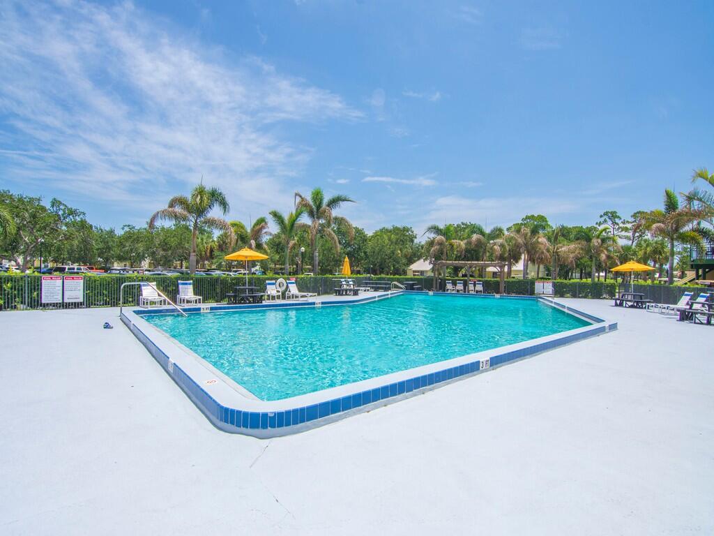 GATOR TRACE CONDOMINIUM 1 - Residential Lease