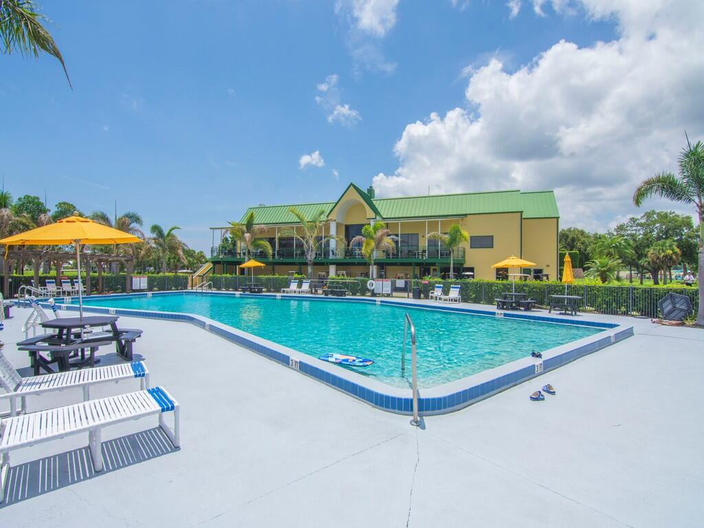 GATOR TRACE CONDOMINIUM 1 - Residential Lease