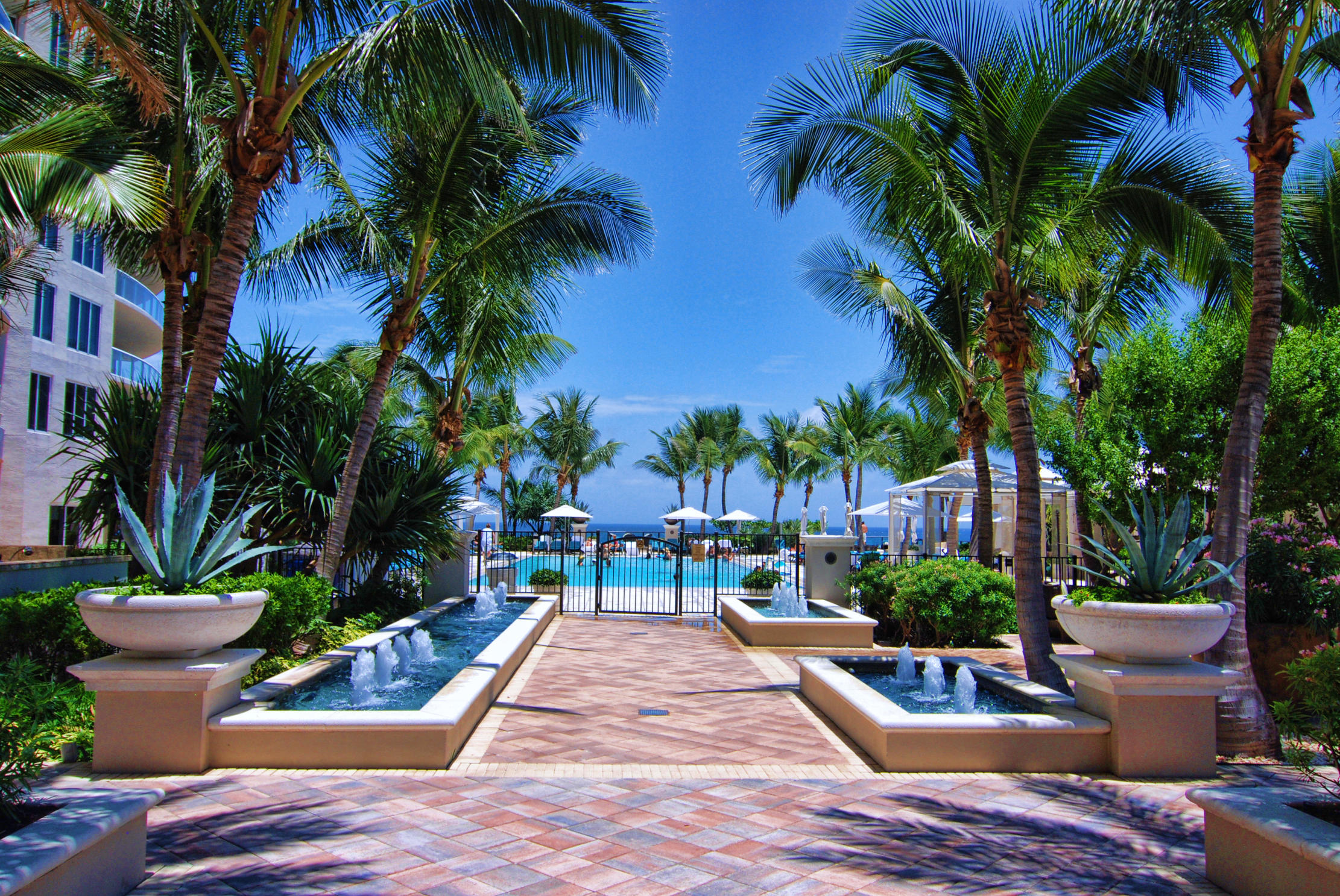 Ritz Carlton Residences - Residential