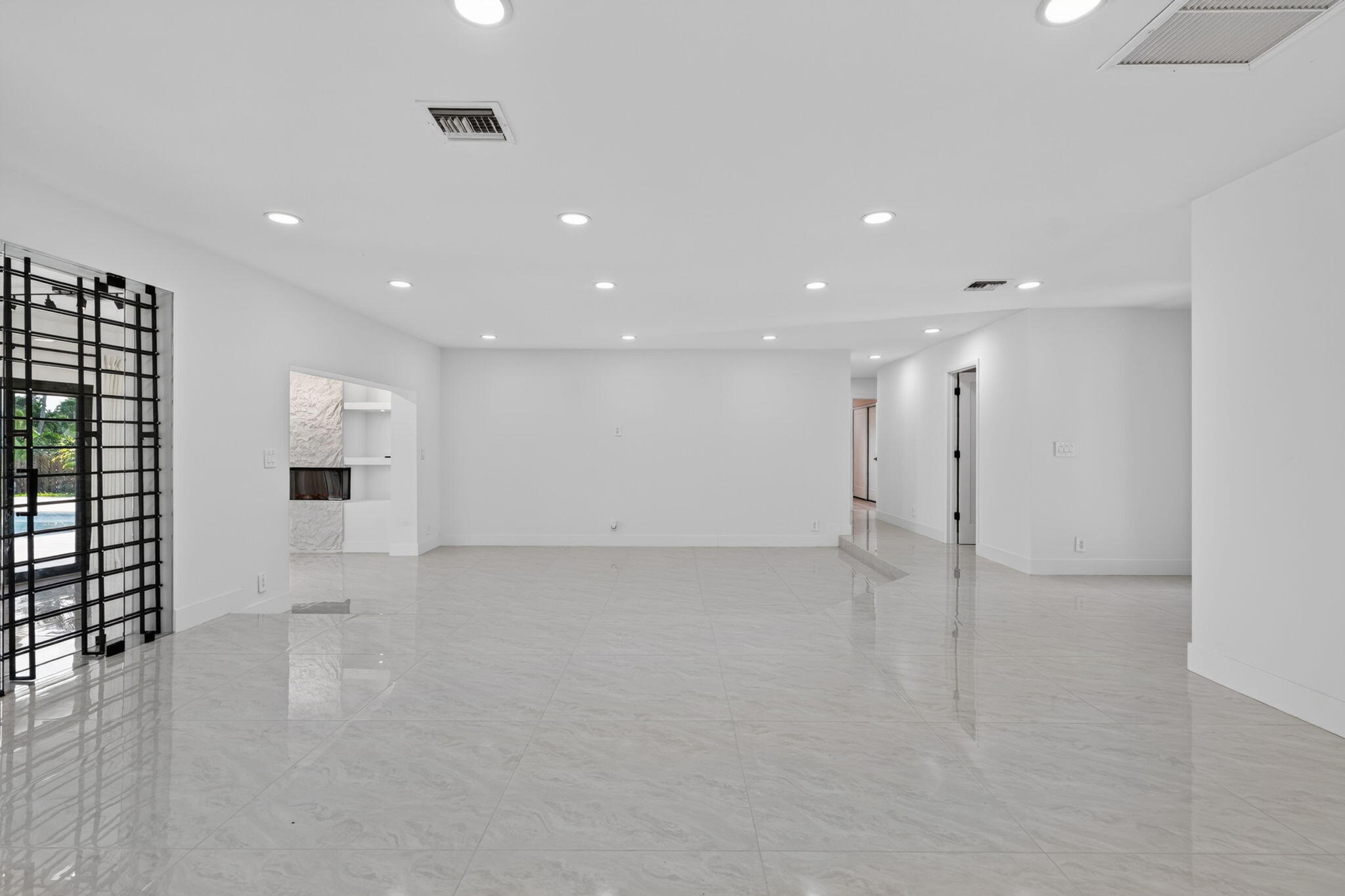 JUNO ISLES 3 - Residential Lease