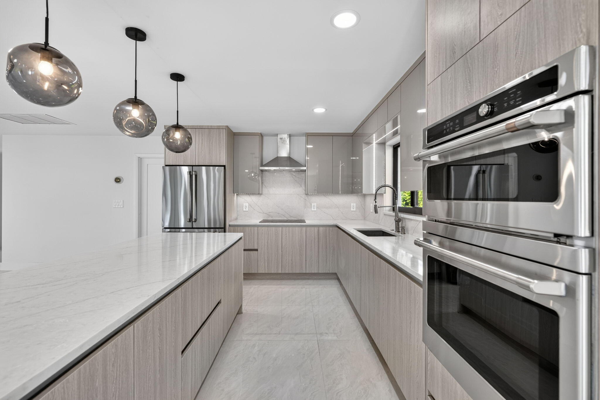 JUNO ISLES 3 - Residential Lease