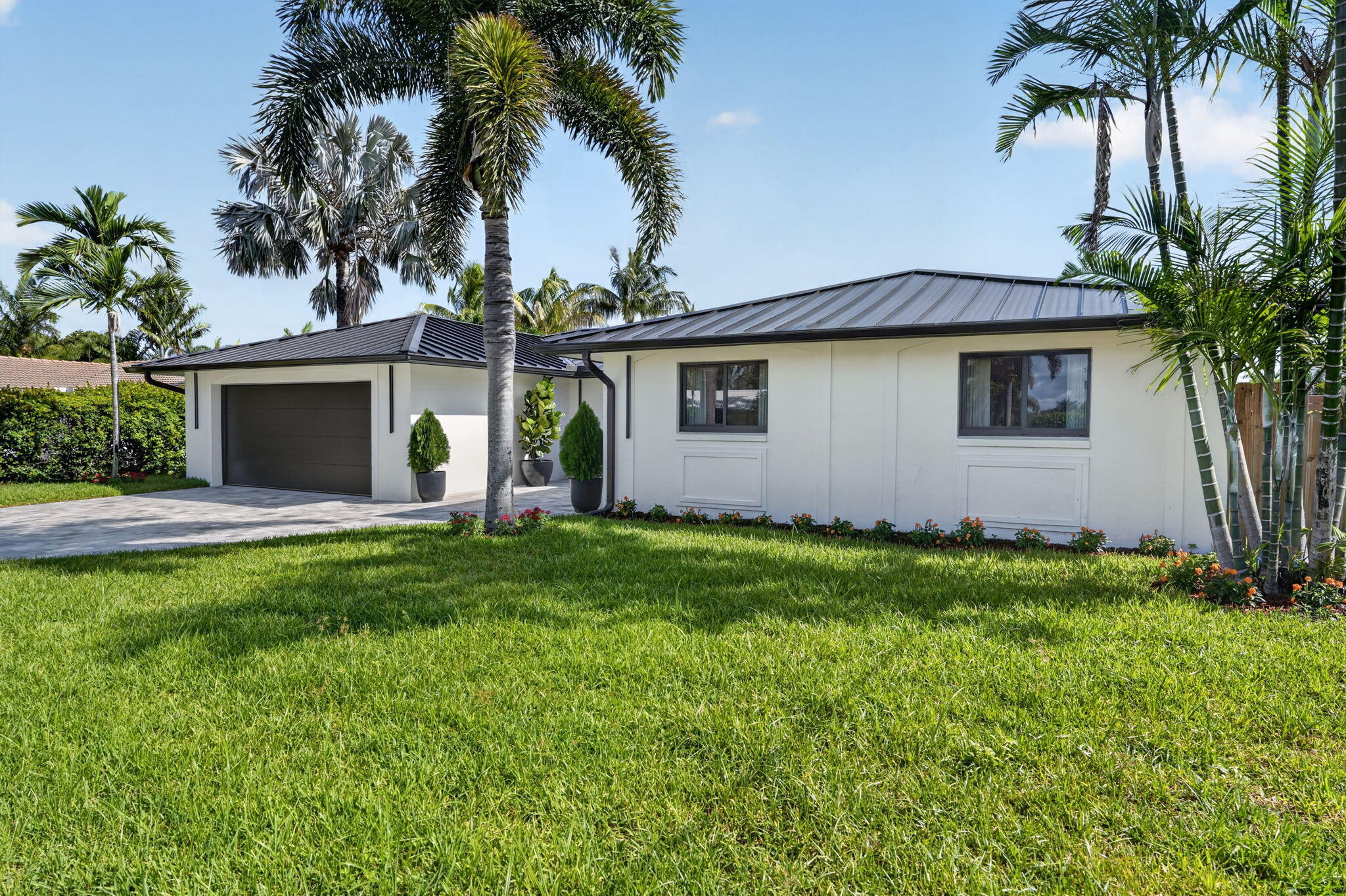 JUNO ISLES 3 - Residential Lease