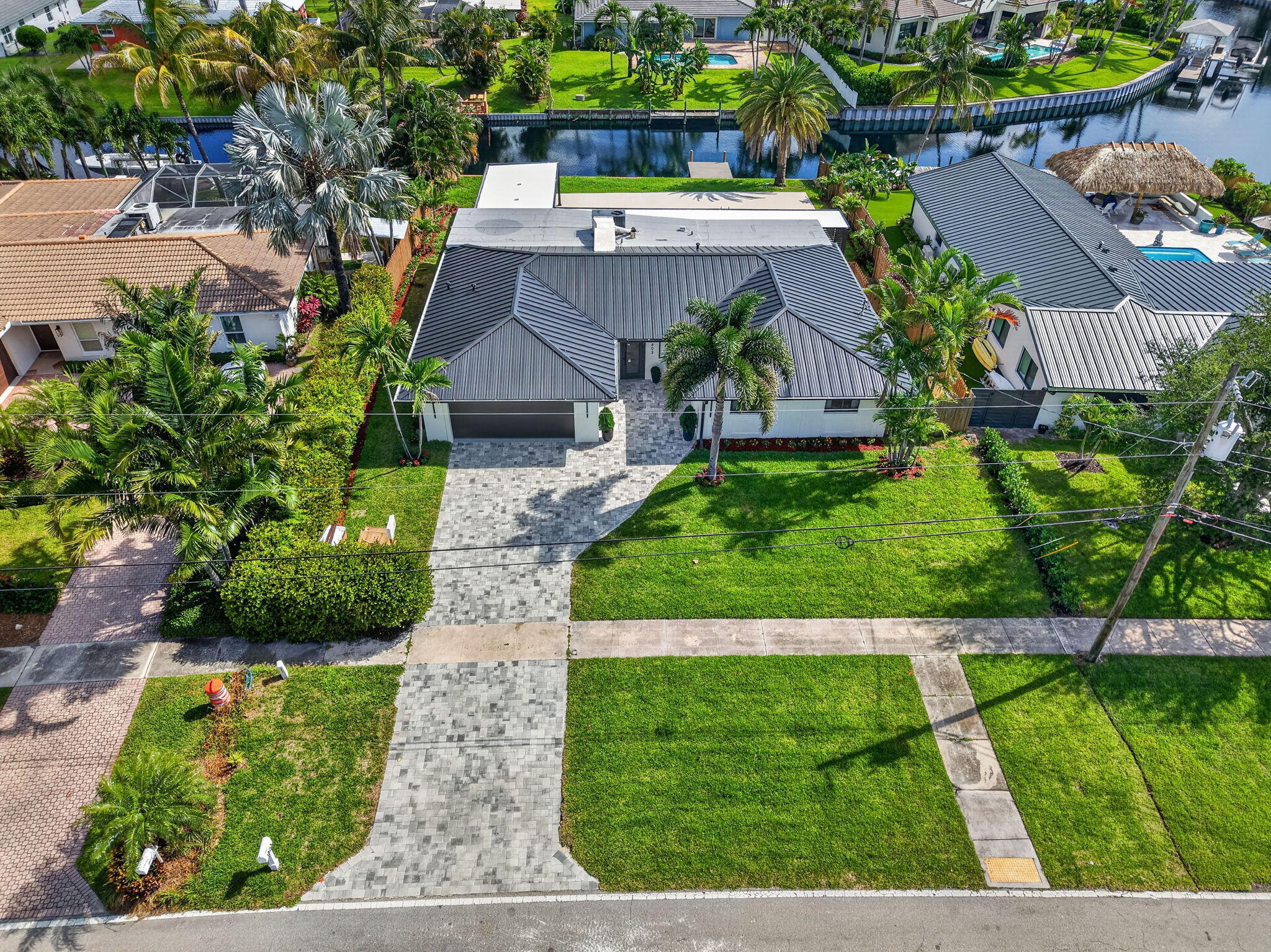 JUNO ISLES 3 - Residential Lease