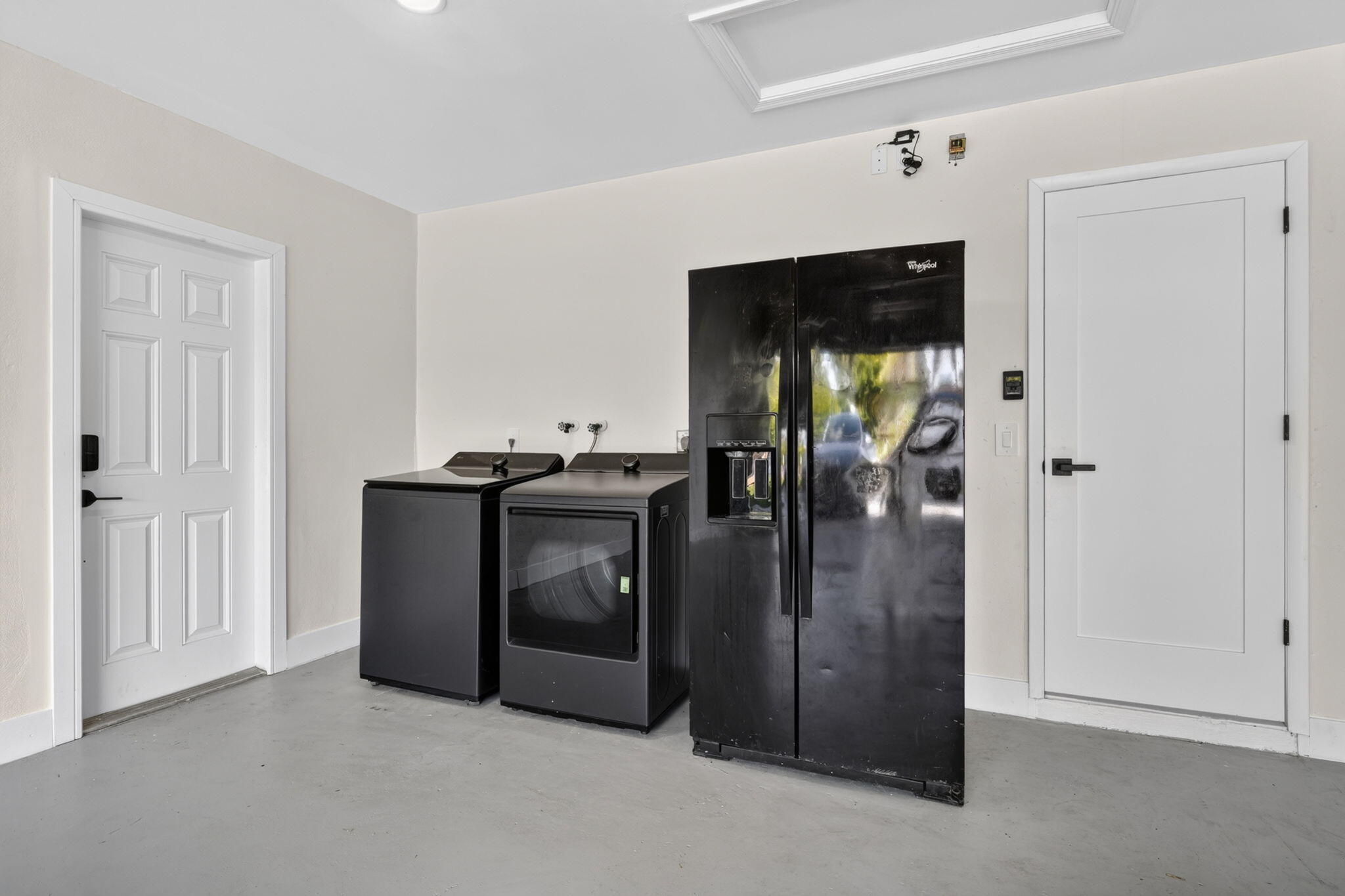 JUNO ISLES 3 - Residential Lease