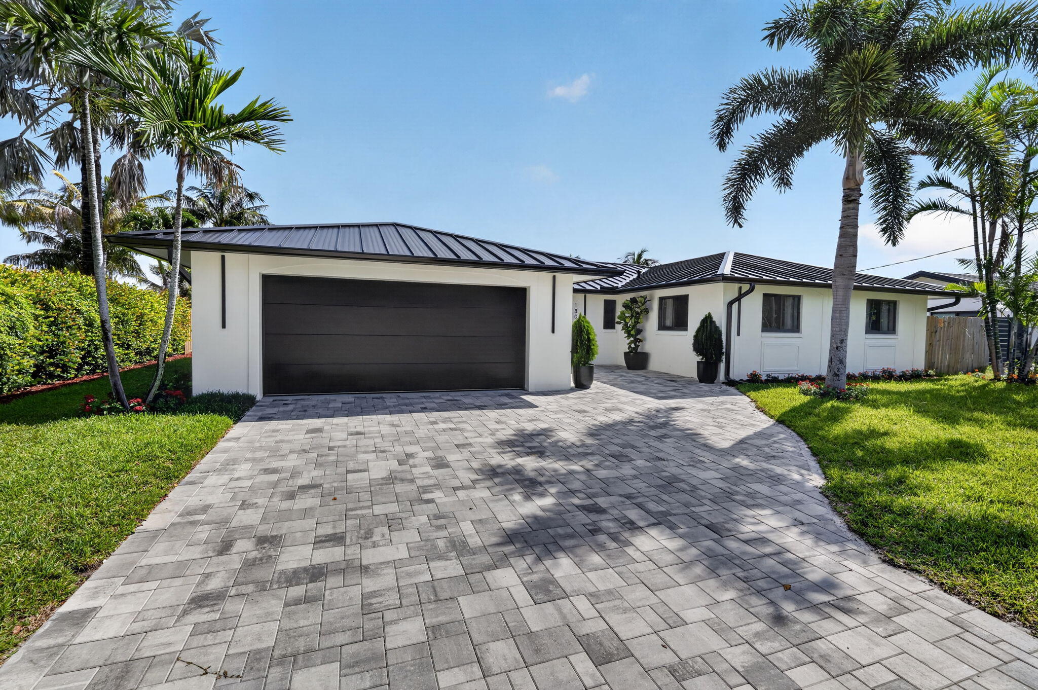 JUNO ISLES 3 - Residential Lease
