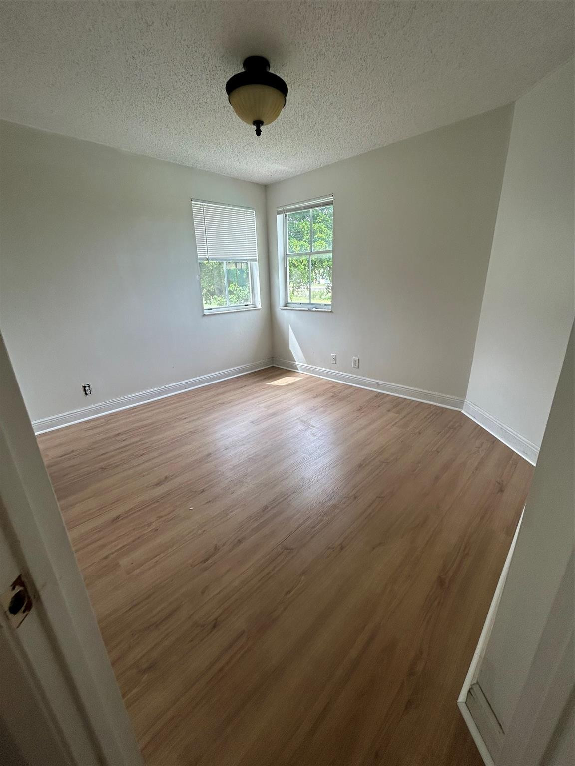 BREEZES AT PALM AIRE CONDO - Residential