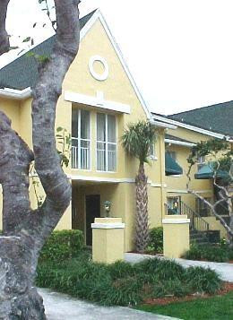 BREEZES AT PALM AIRE CONDO - Residential