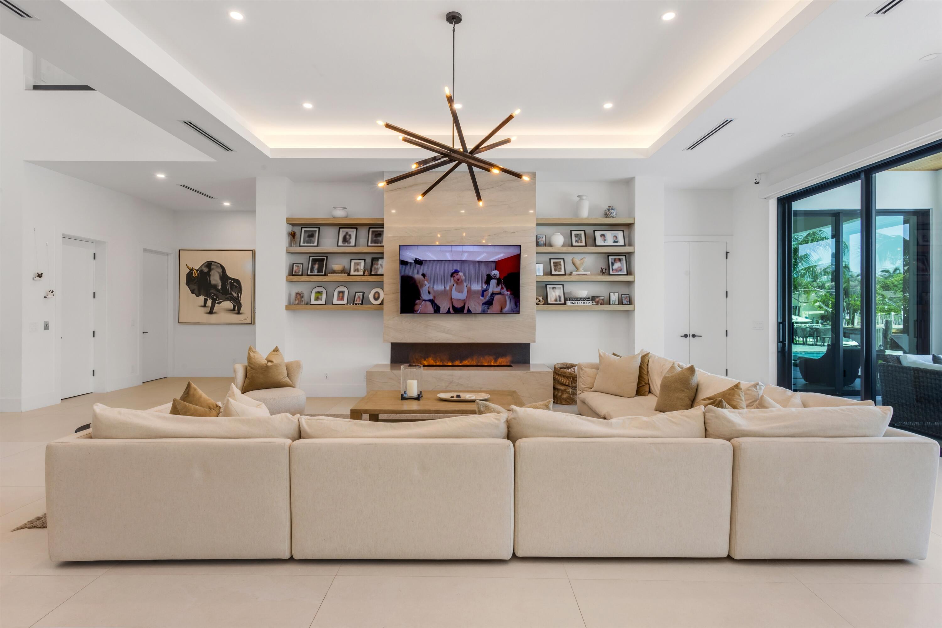 Coral Key Villas 5th Sec - Residential