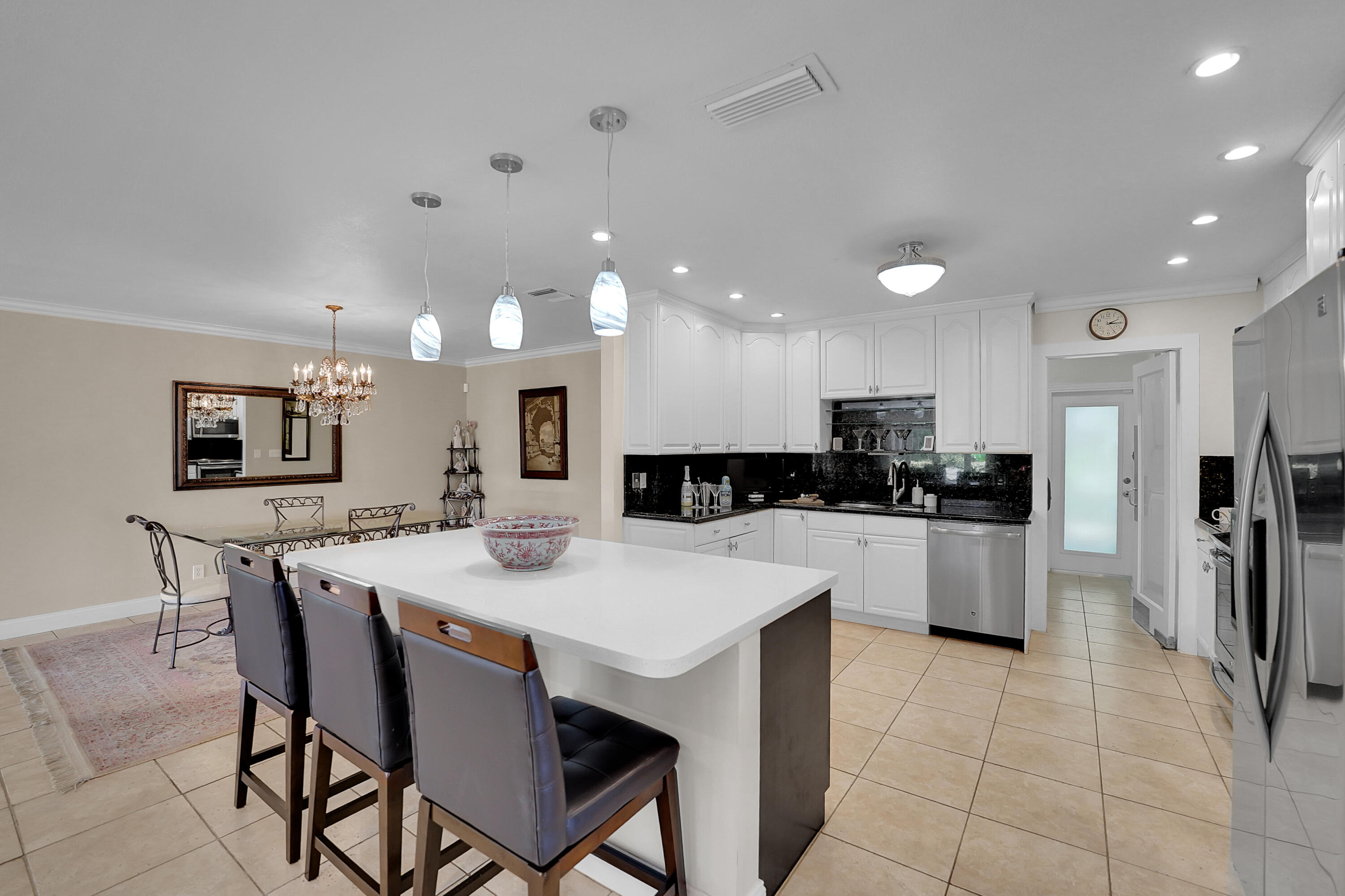 NO 81 PALM-AIRE COUNTRY CLUB - Residential